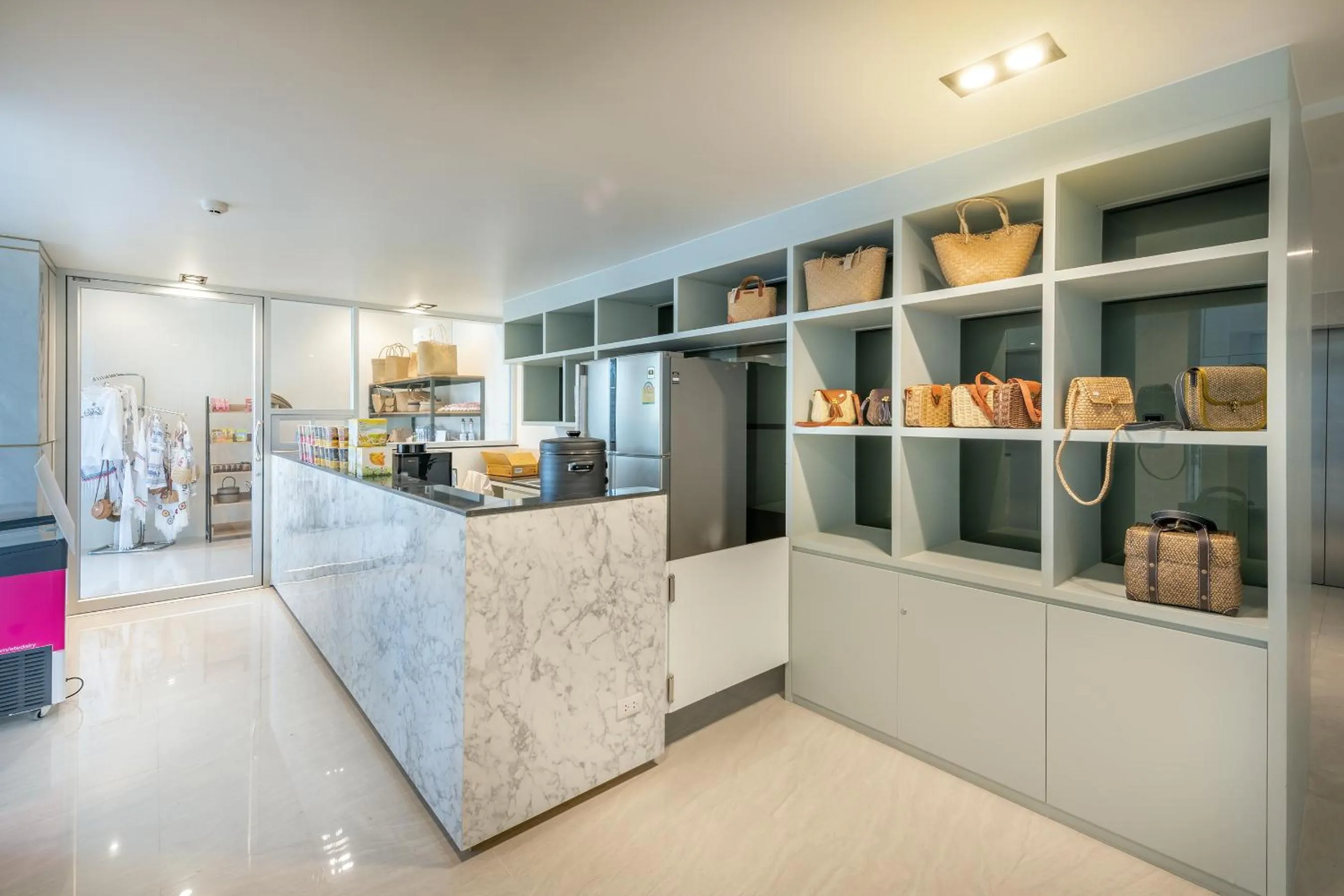 On-site shops in Beehive Boutique Hotel Phuket