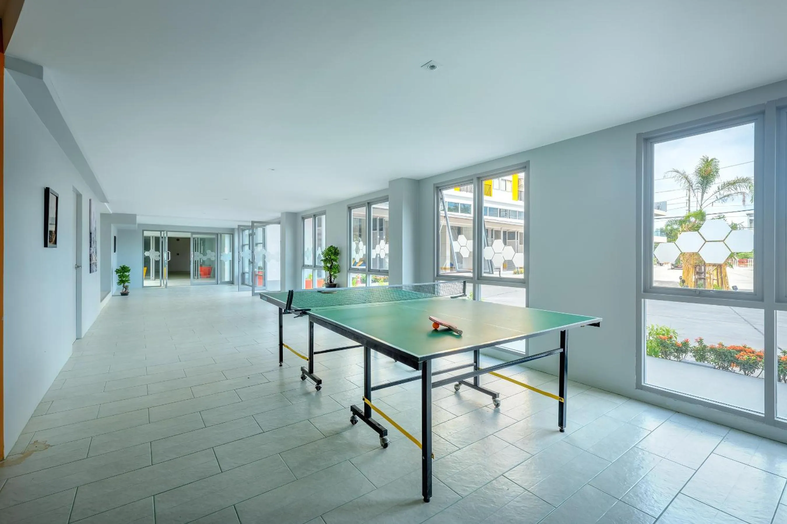 Table tennis in Beehive Boutique Hotel Phuket