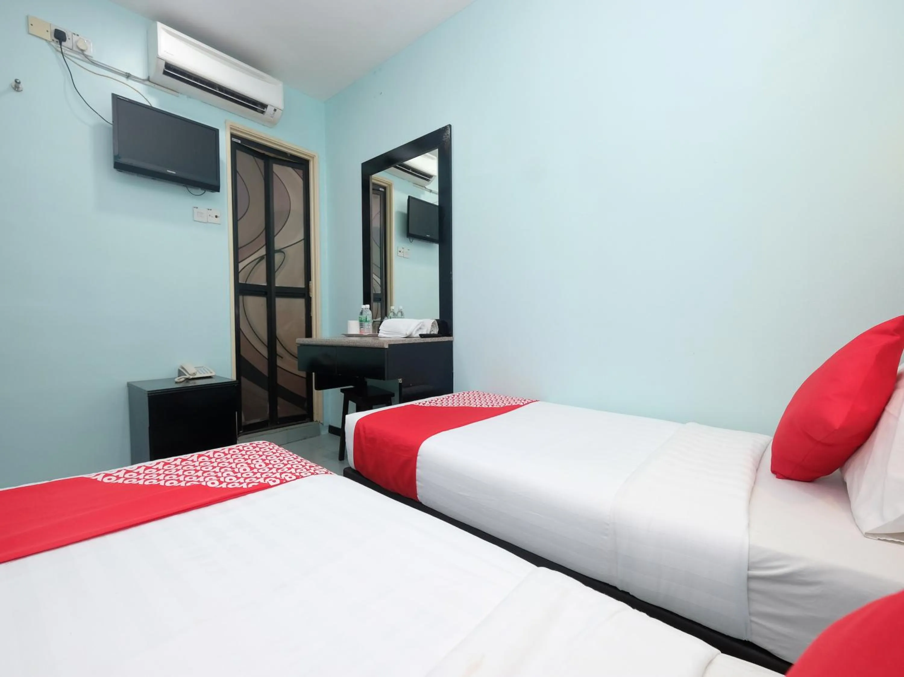 Bed in Marjan Hotel Sdn Bhd
