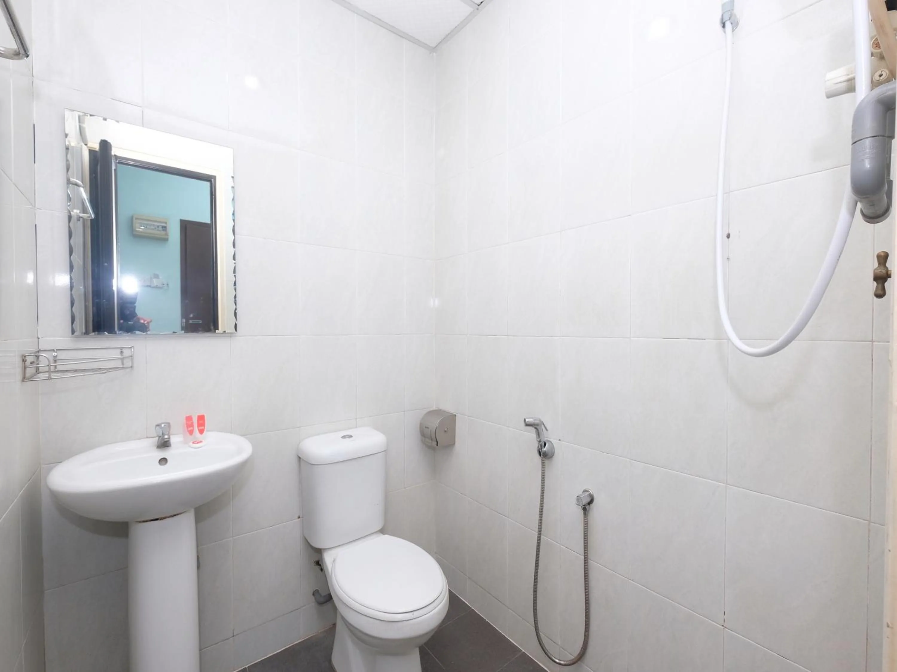 Bathroom in Marjan Hotel Sdn Bhd