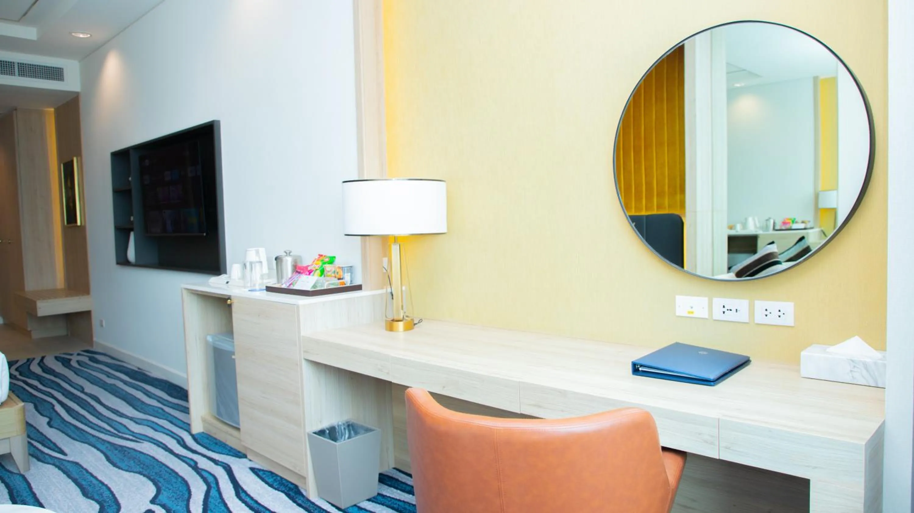 TV and multimedia in Savan Resorts