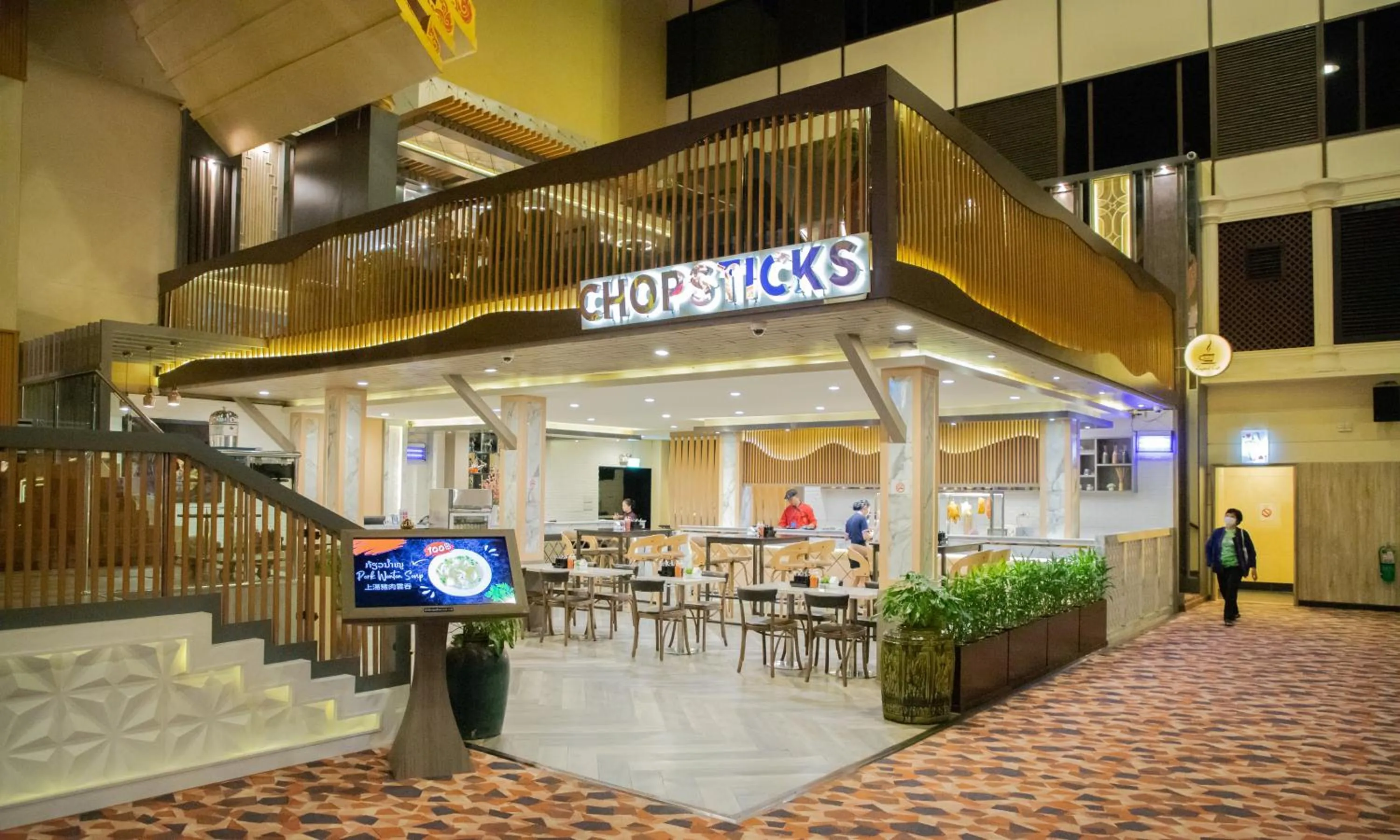 Restaurant/places to eat in Savan Resorts