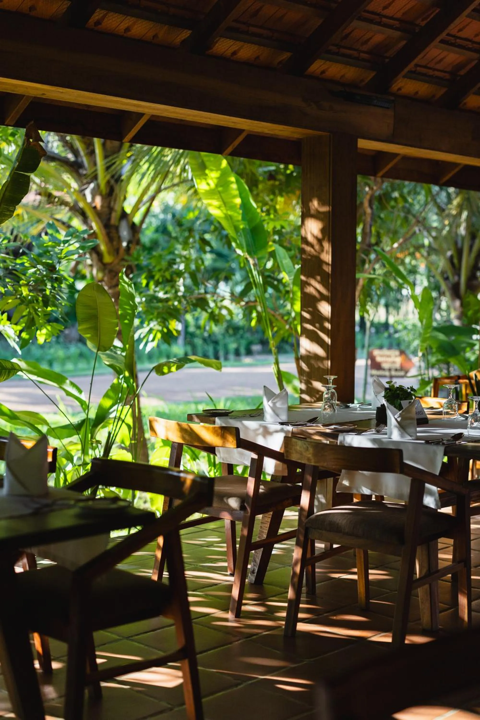 Restaurant/places to eat in Farmhouse Resort & Spa