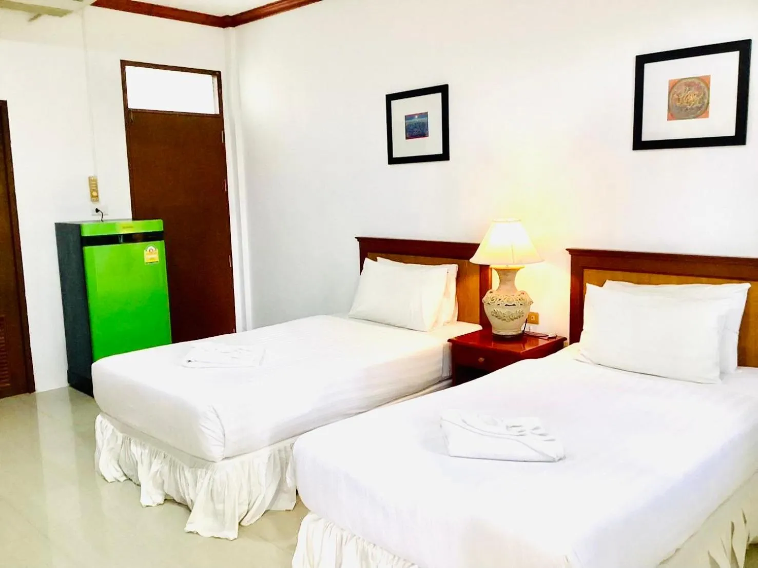 Bed in Garden Home Kata