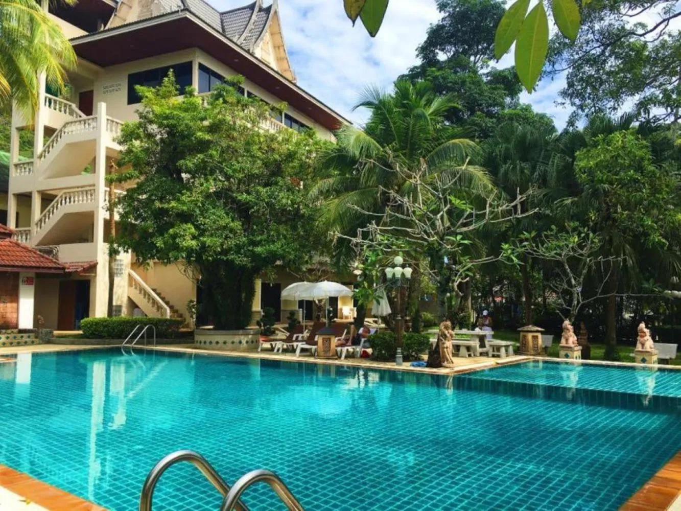 View (from property/room) in Garden Home Kata