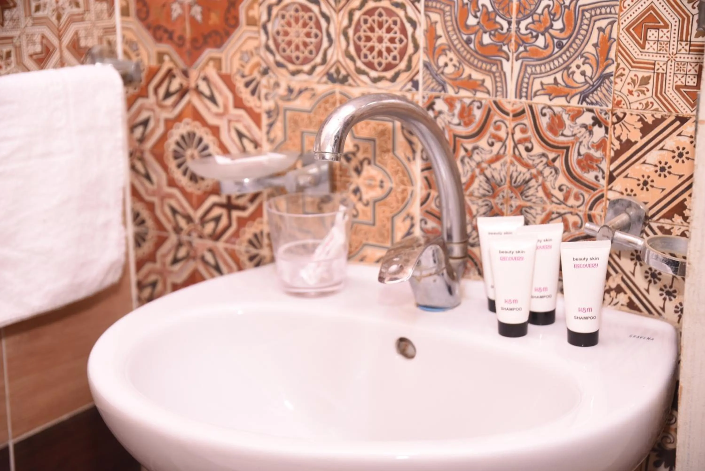 Arabian Nights Pyramids Guesthouse