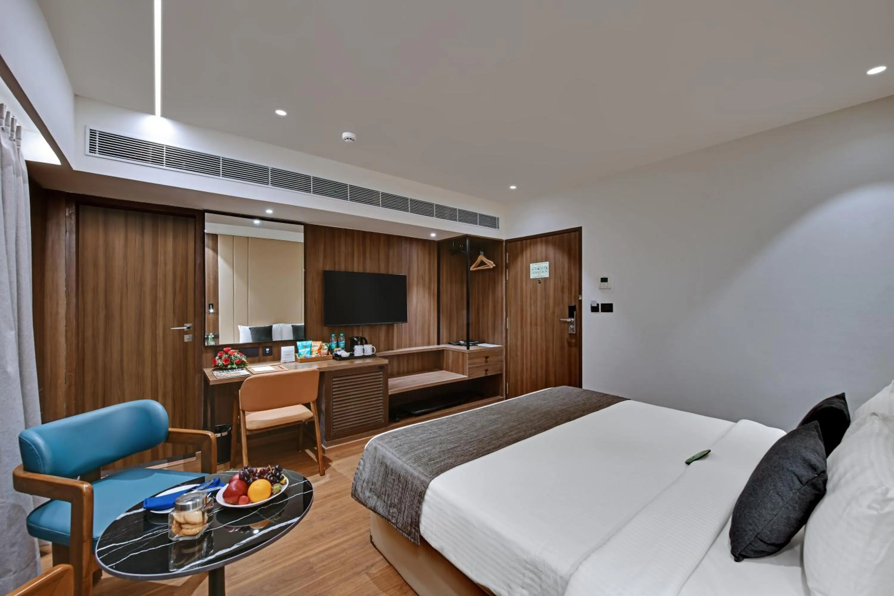 Bedroom, Bed in Hotel Suba Star Ahmedabad