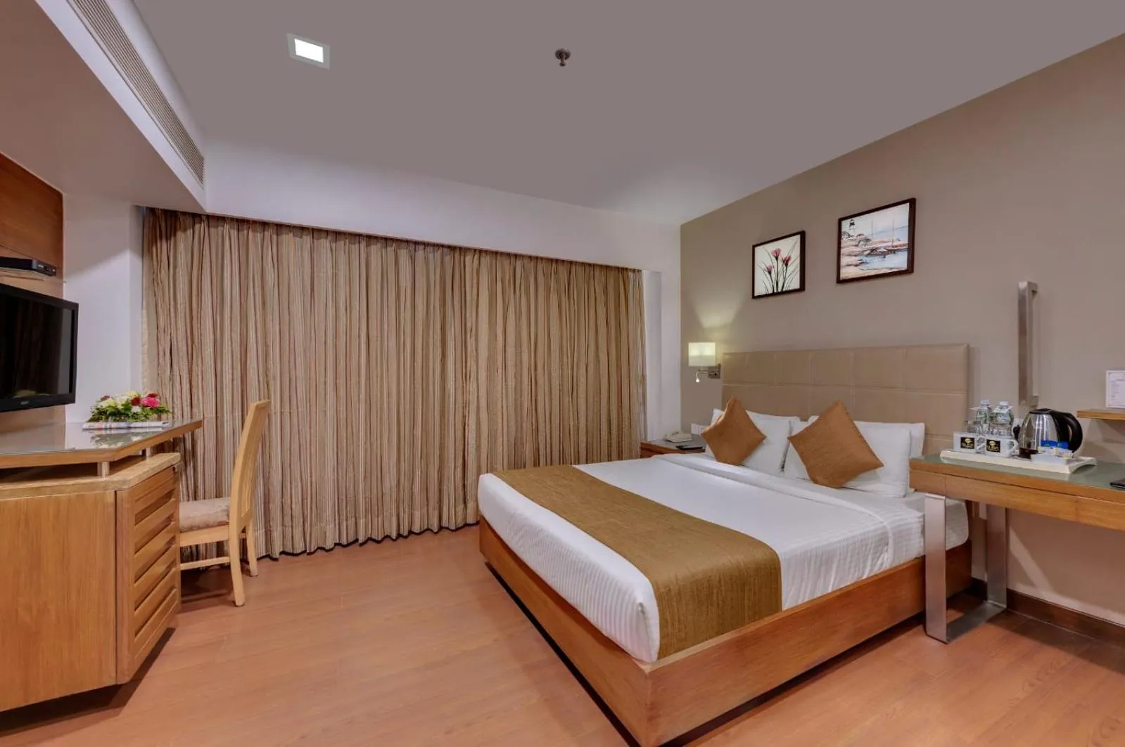 Bedroom, Bed in Hotel Suba Star Ahmedabad