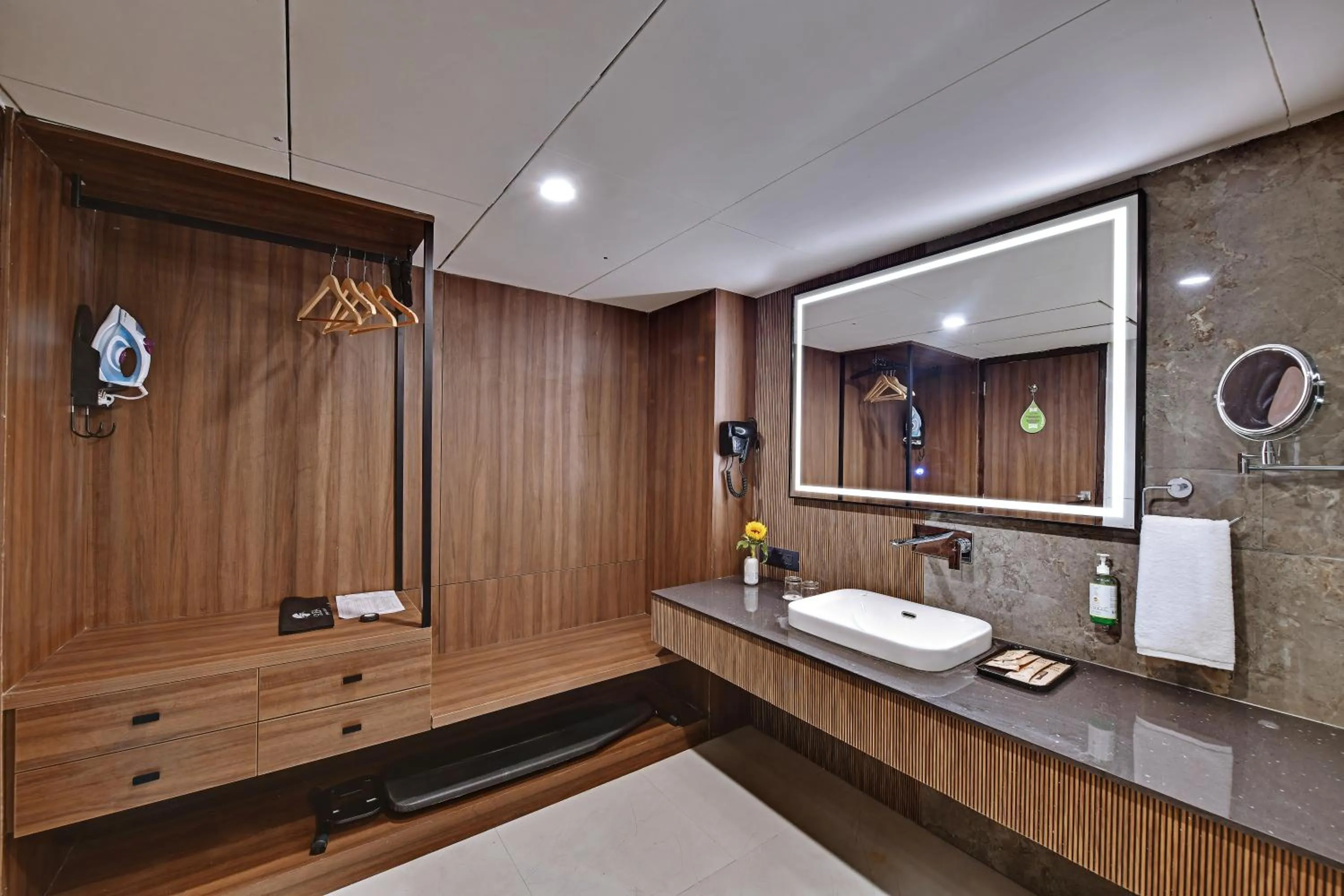 Bathroom in Hotel Suba Star Ahmedabad