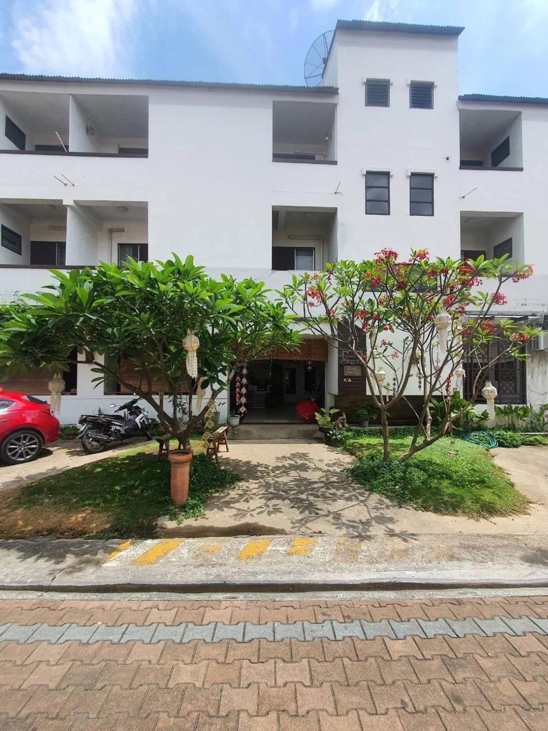 Property building in Mali's Room