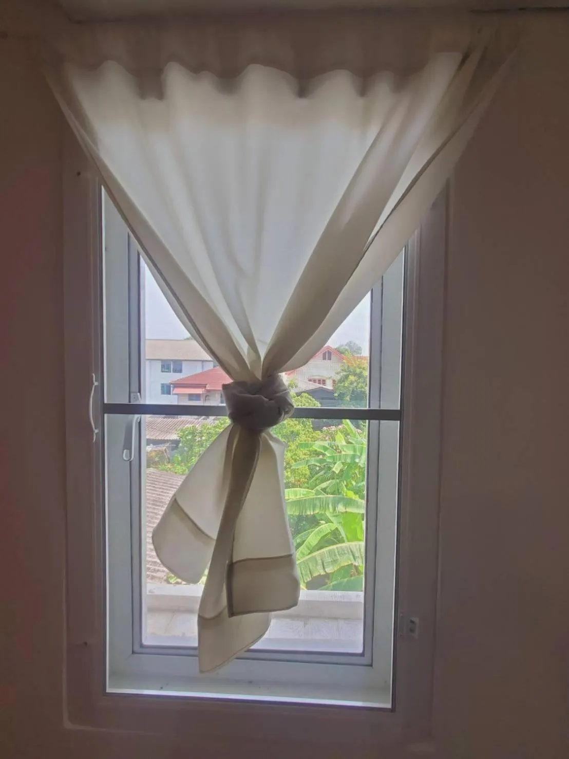 Garden view in Mali's Room