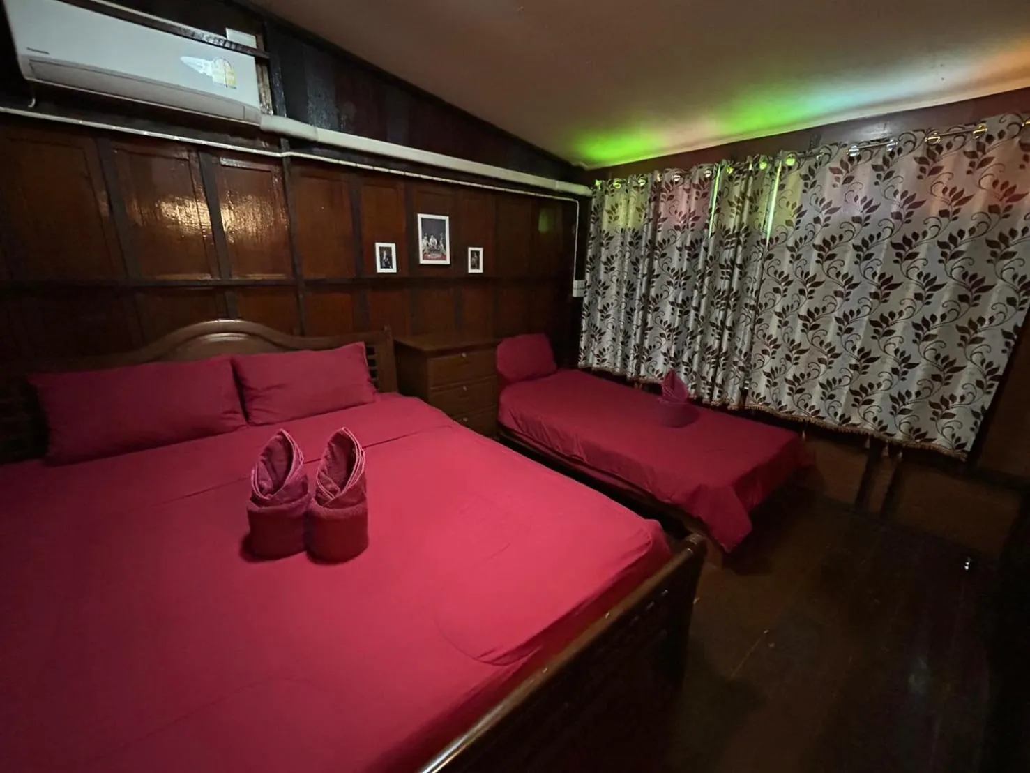 Bed in Baan Are Gong Riverside Homestay