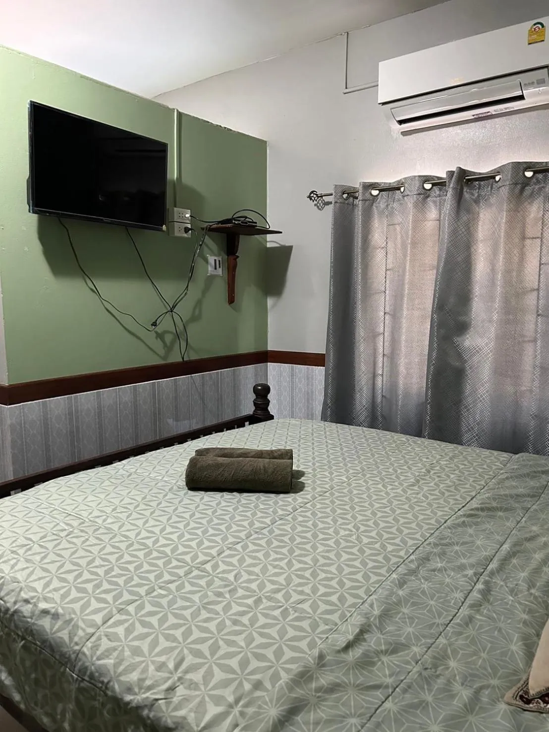 Bed in Baan Are Gong Riverside Homestay