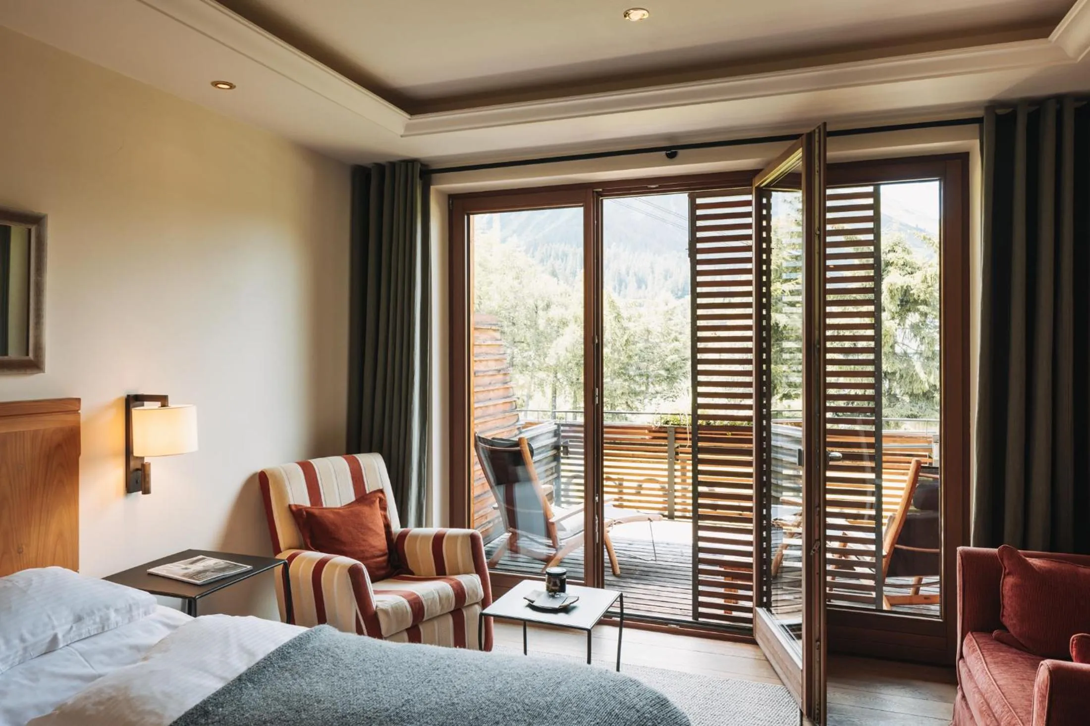 View (from property/room), Bed in Hotel Berghof