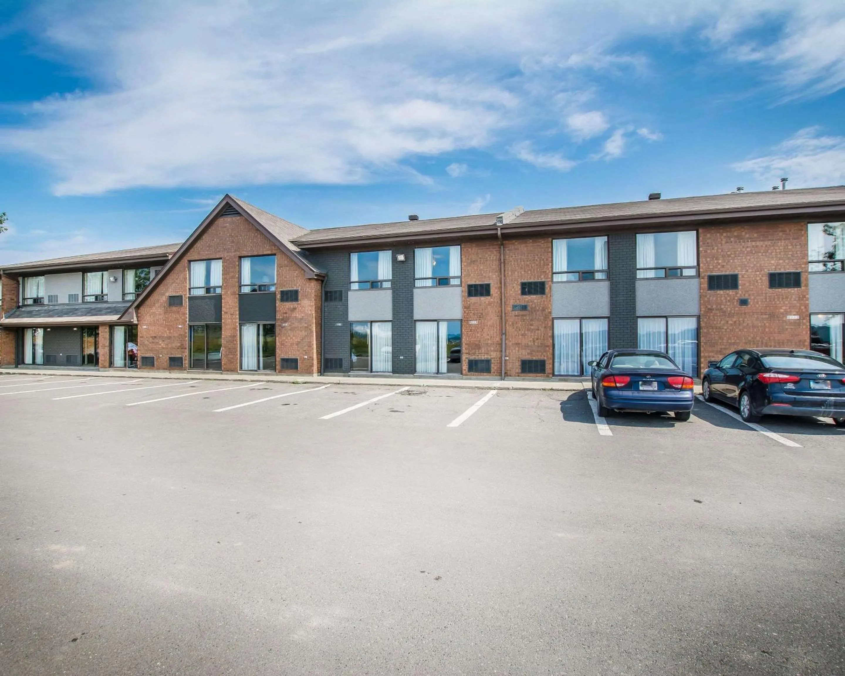 Property building in Comfort Inn