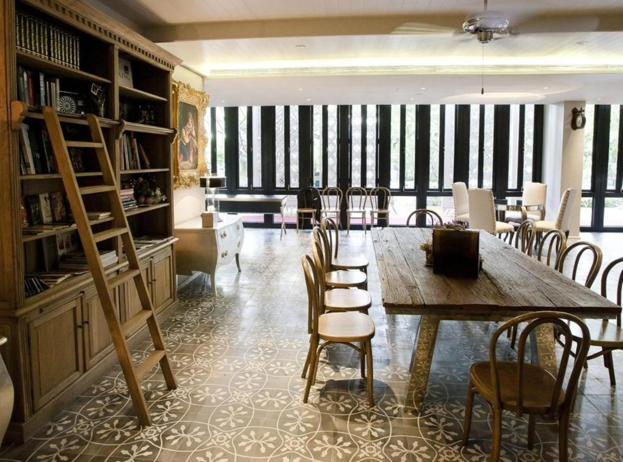 Restaurant/places to eat in Hua Chang Heritage Hotel