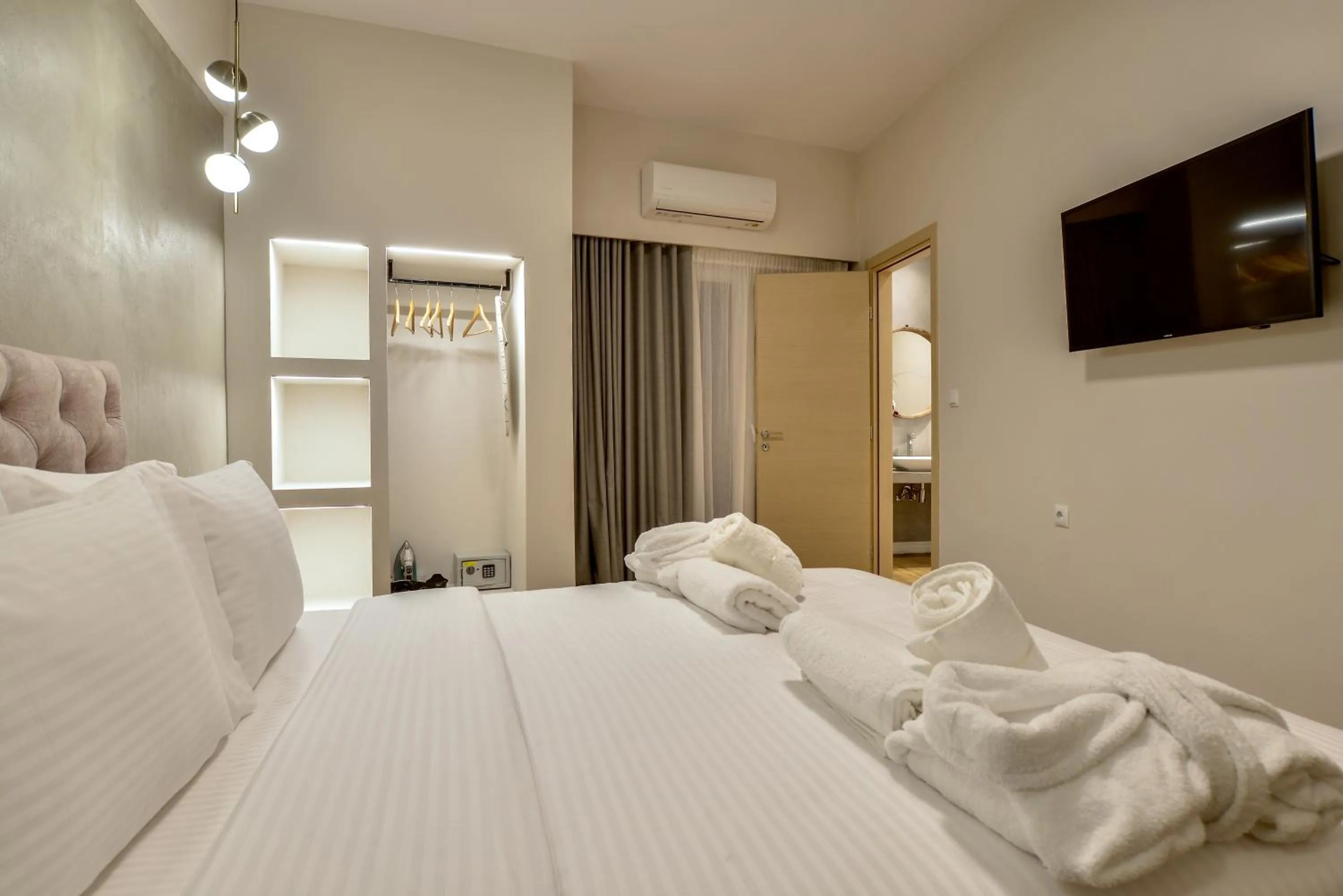 Photo of the whole room, Bed in A.P. Acropolis View Apartments