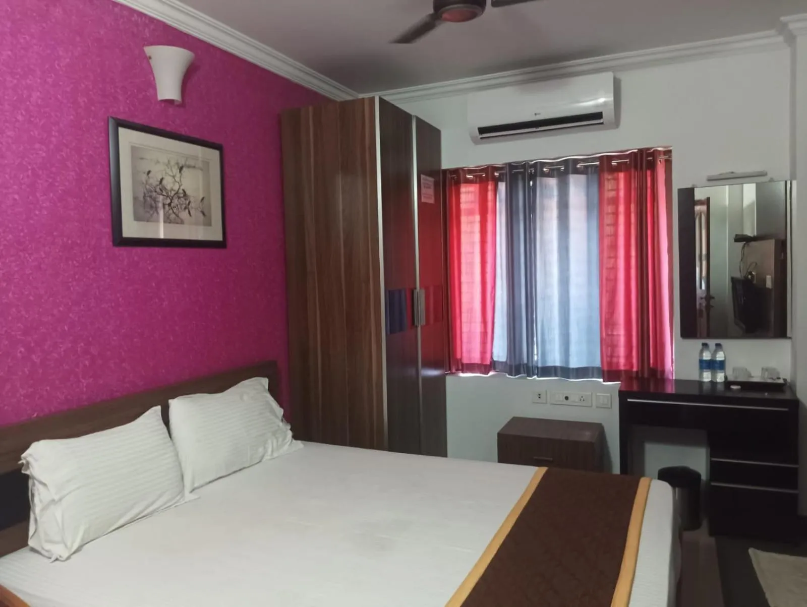 Bed in French Avenue