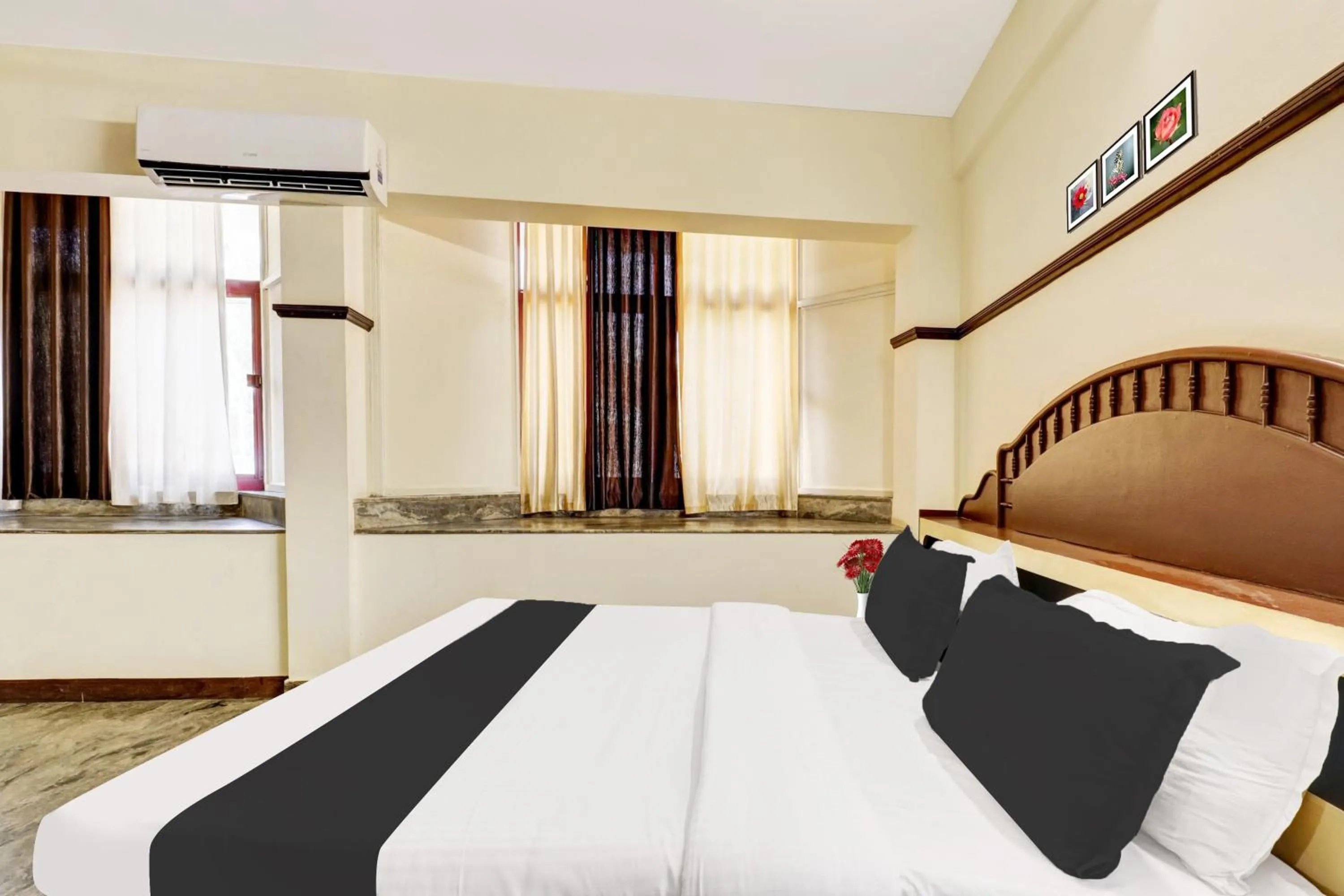 Bedroom, Bed in Super Hotel O East Nada