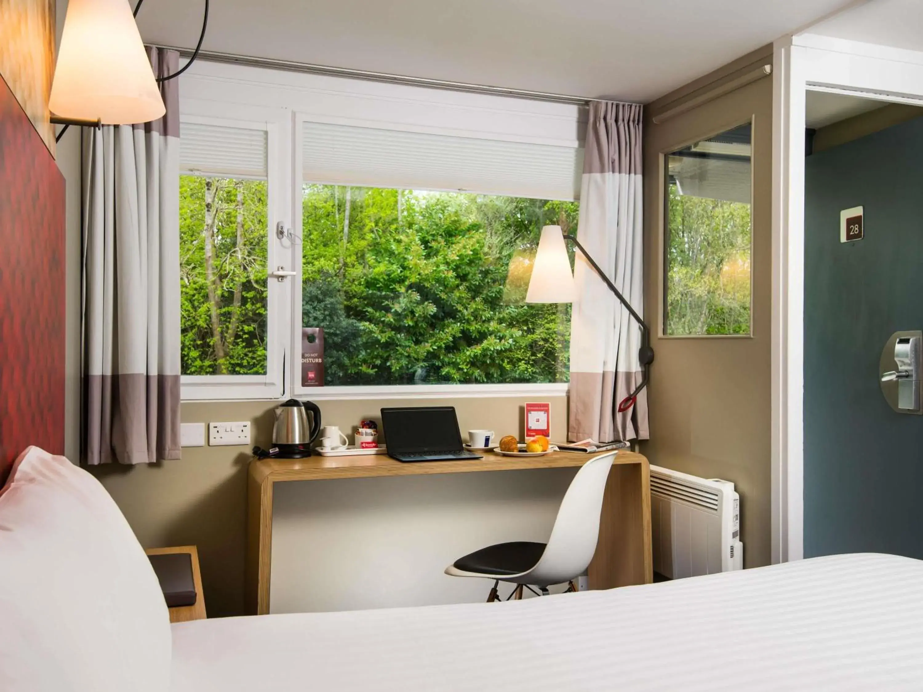 Twin Room in ibis Plymouth Twin Room in ibis Plymouth