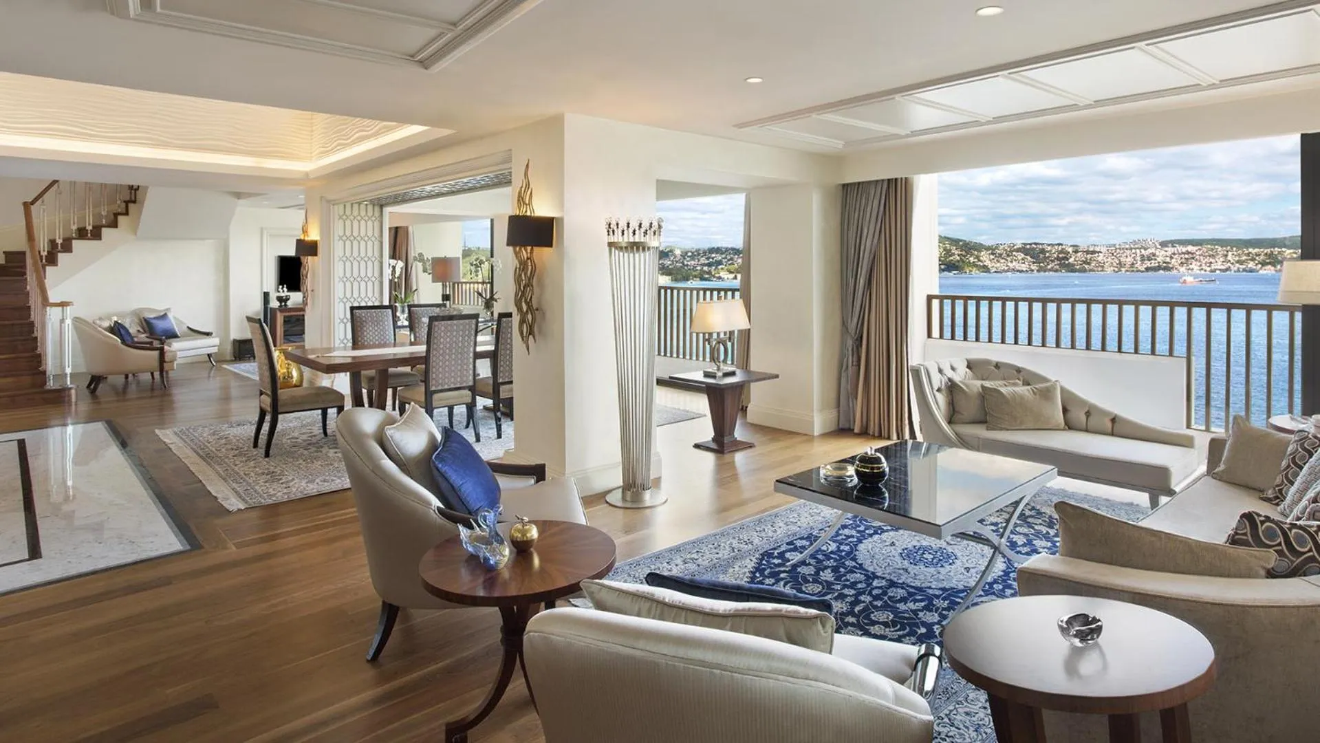 Living room in The Grand Tarabya Managed by Accor