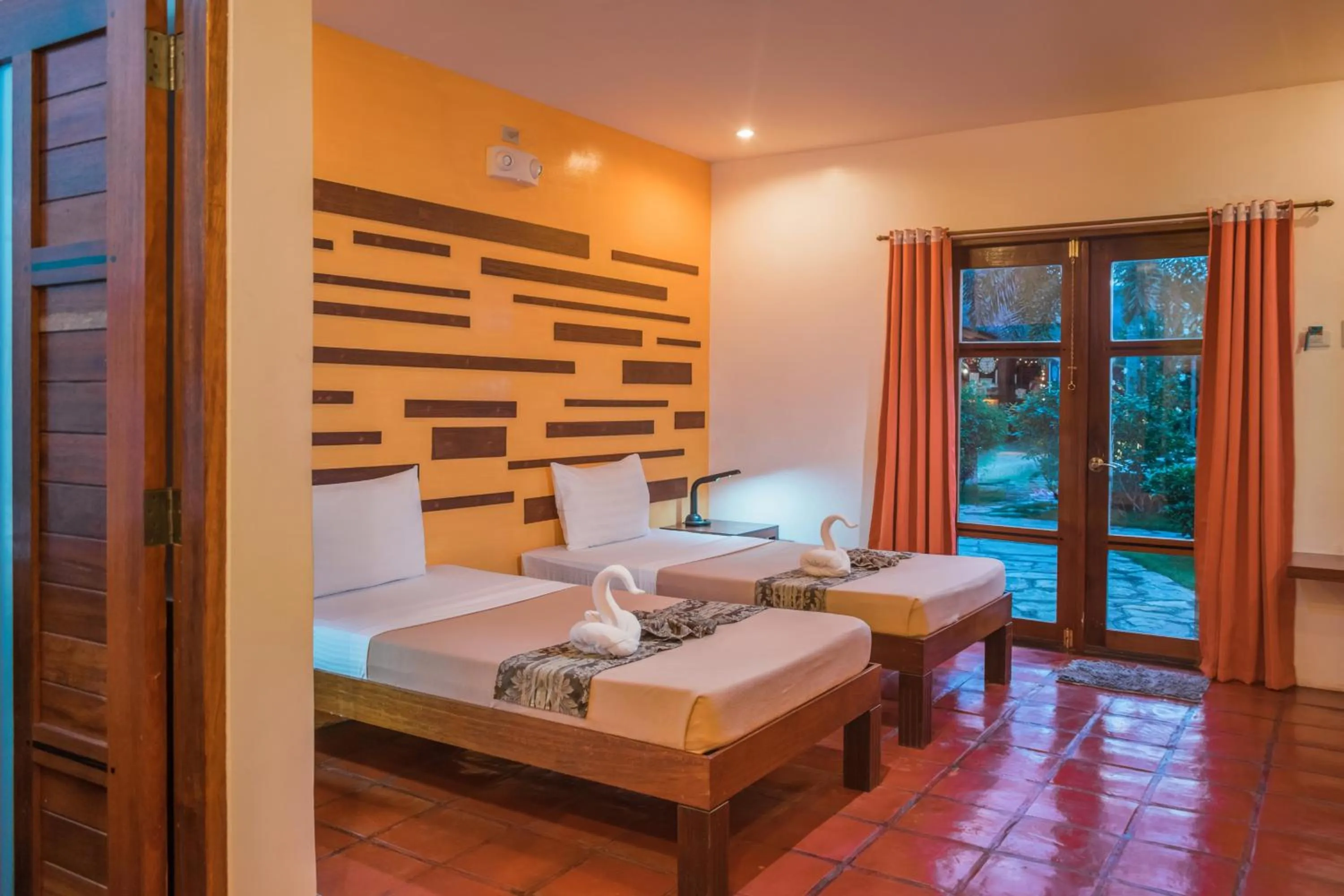 Photo of the whole room in Acacia Tree Garden Hotel