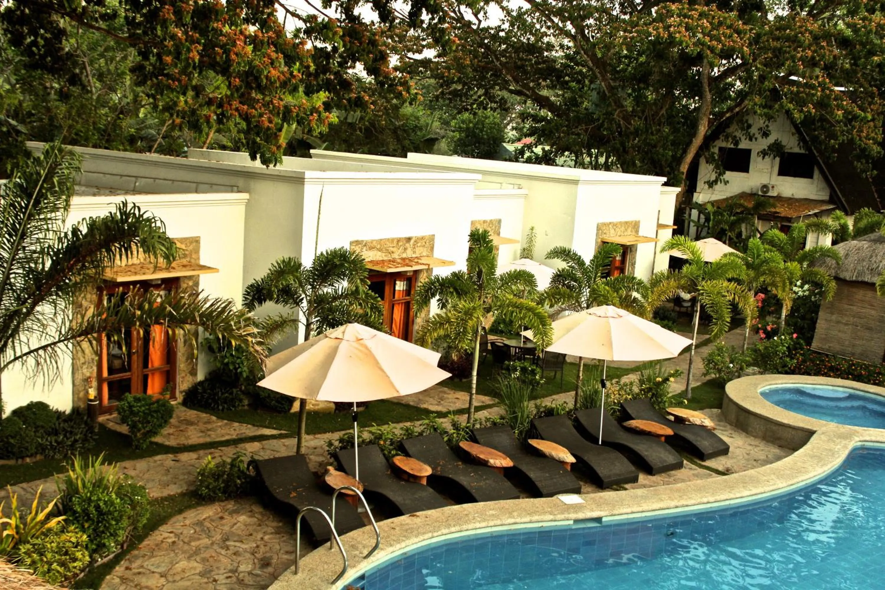 Day in Acacia Tree Garden Hotel