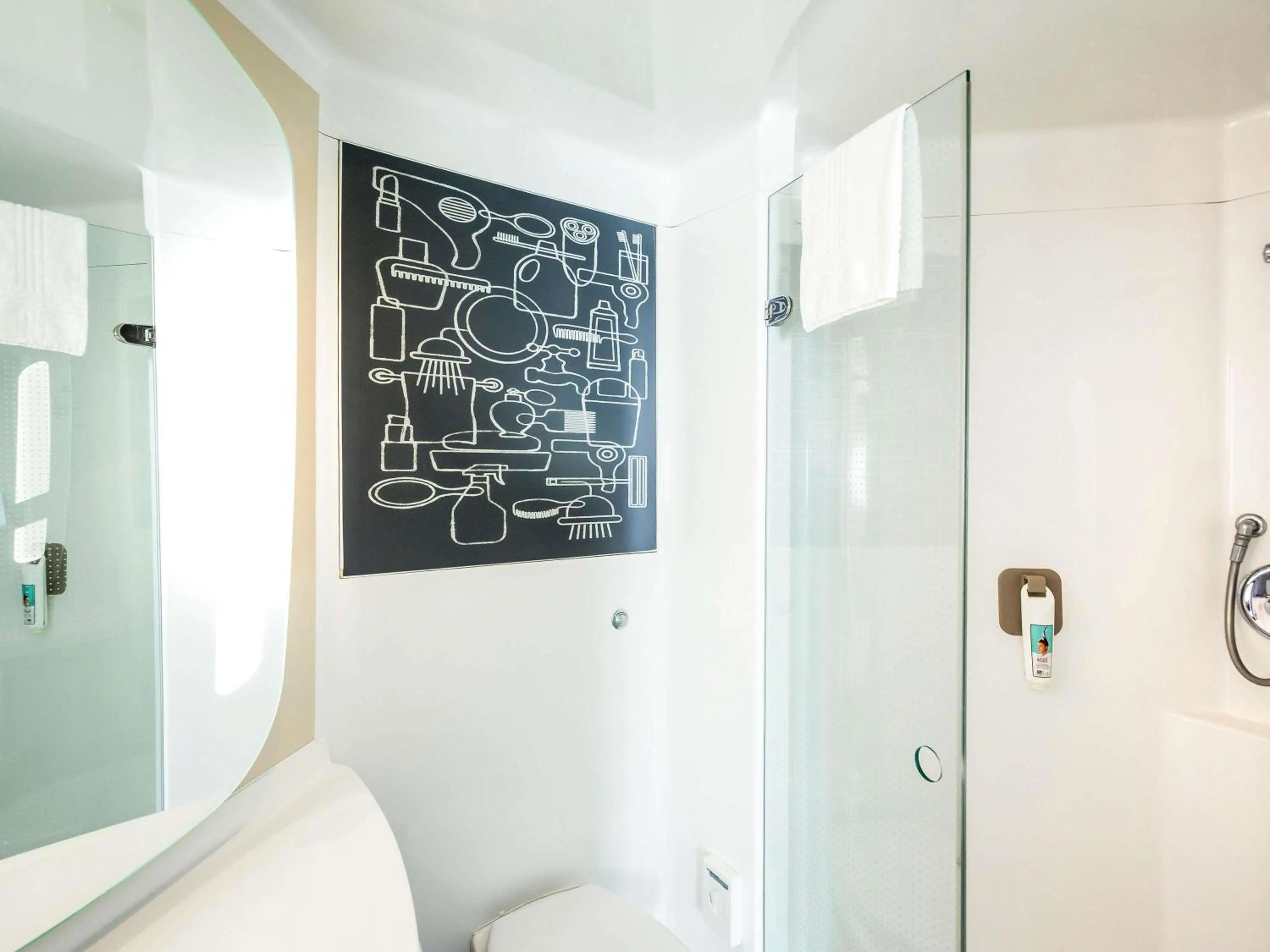 Bedroom in ibis London Elstree Borehamwood