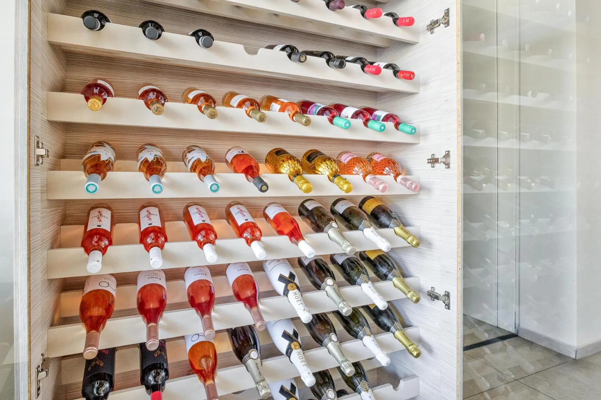 Alcoholic drinks in White Olive Elite Laganas