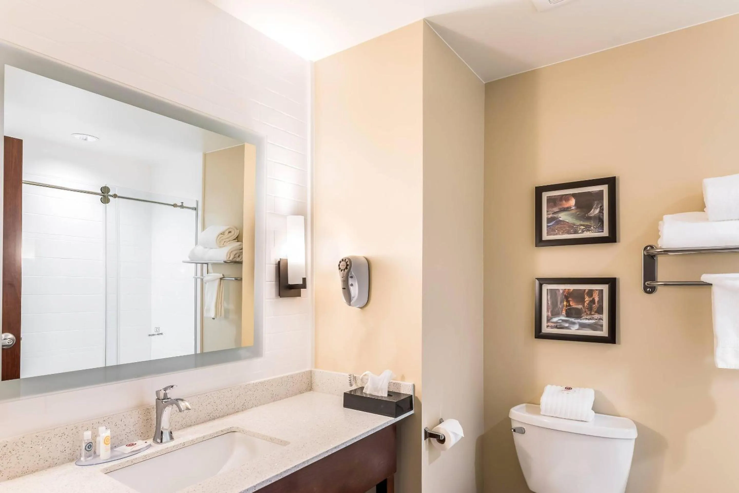 Bedroom in Comfort Inn & Suites Zion Park Area