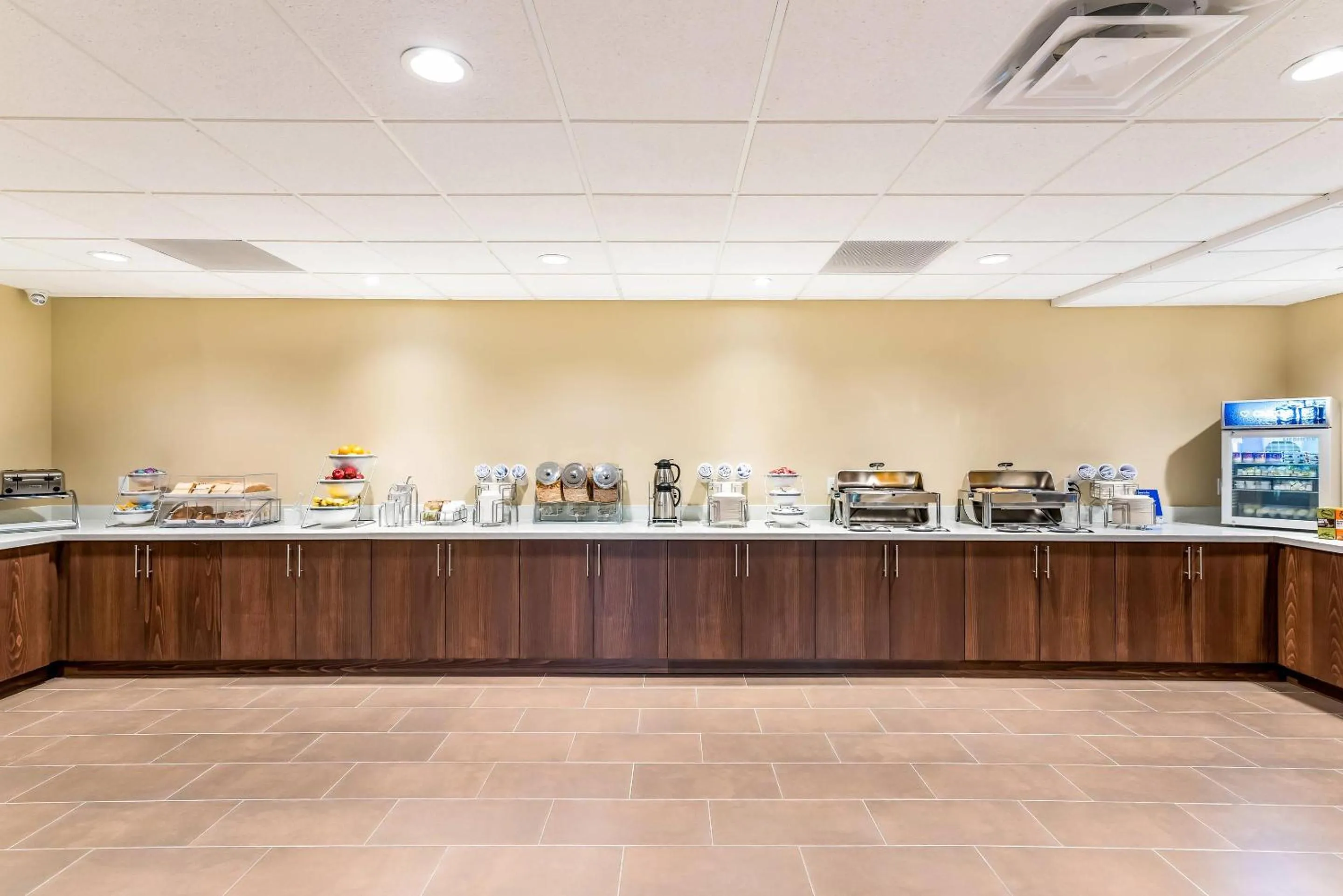 Breakfast in Comfort Inn & Suites Zion Park Area