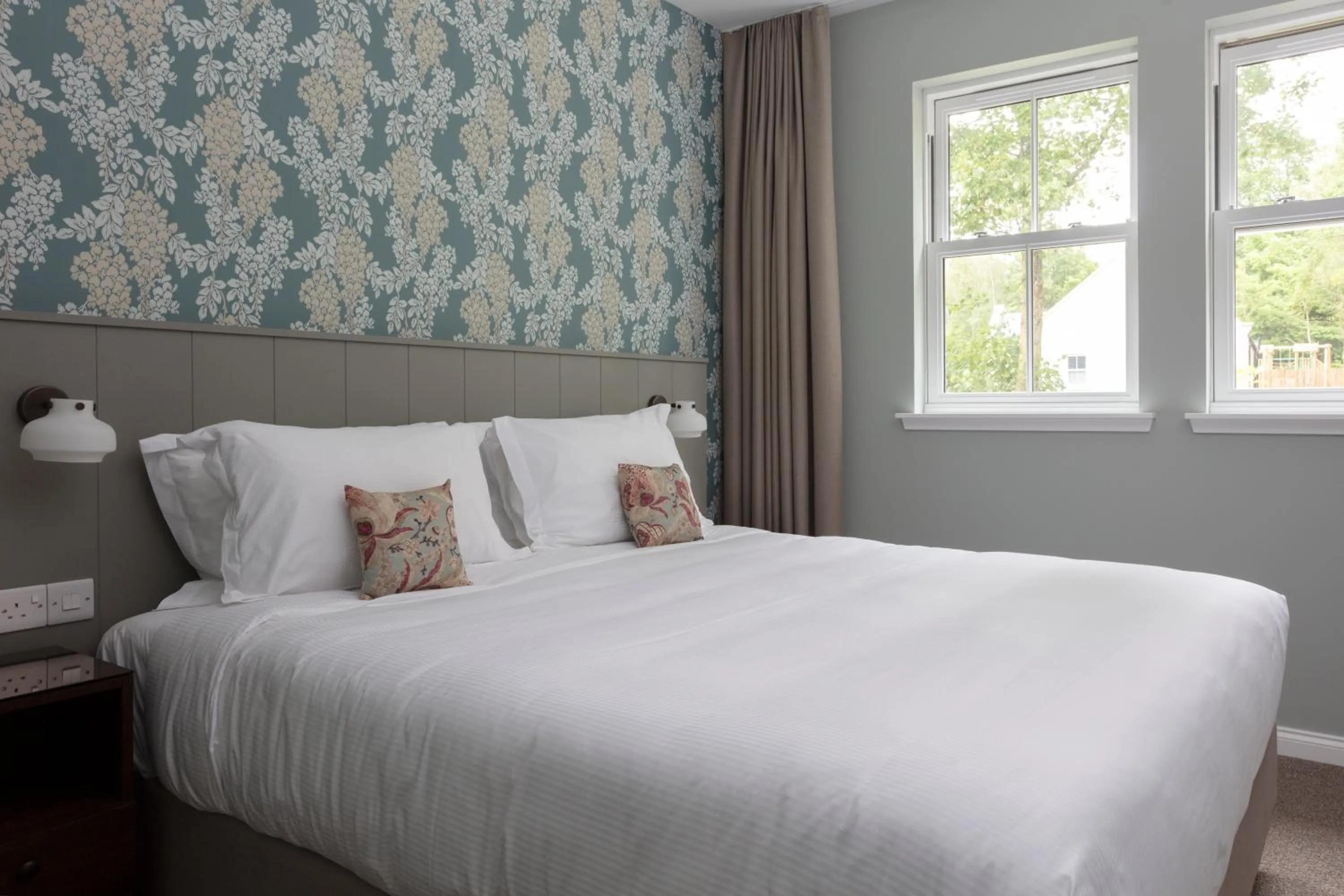 Bedroom, Bed in SCHLOSS Roxburghe, part of Destination by Hyatt