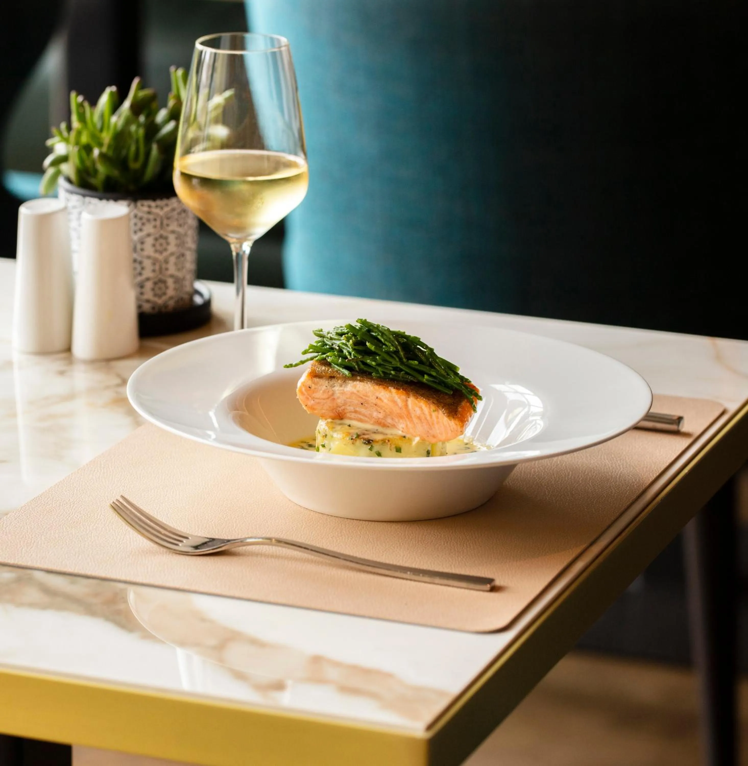 Restaurant/places to eat in SCHLOSS Roxburghe, part of Destination by Hyatt