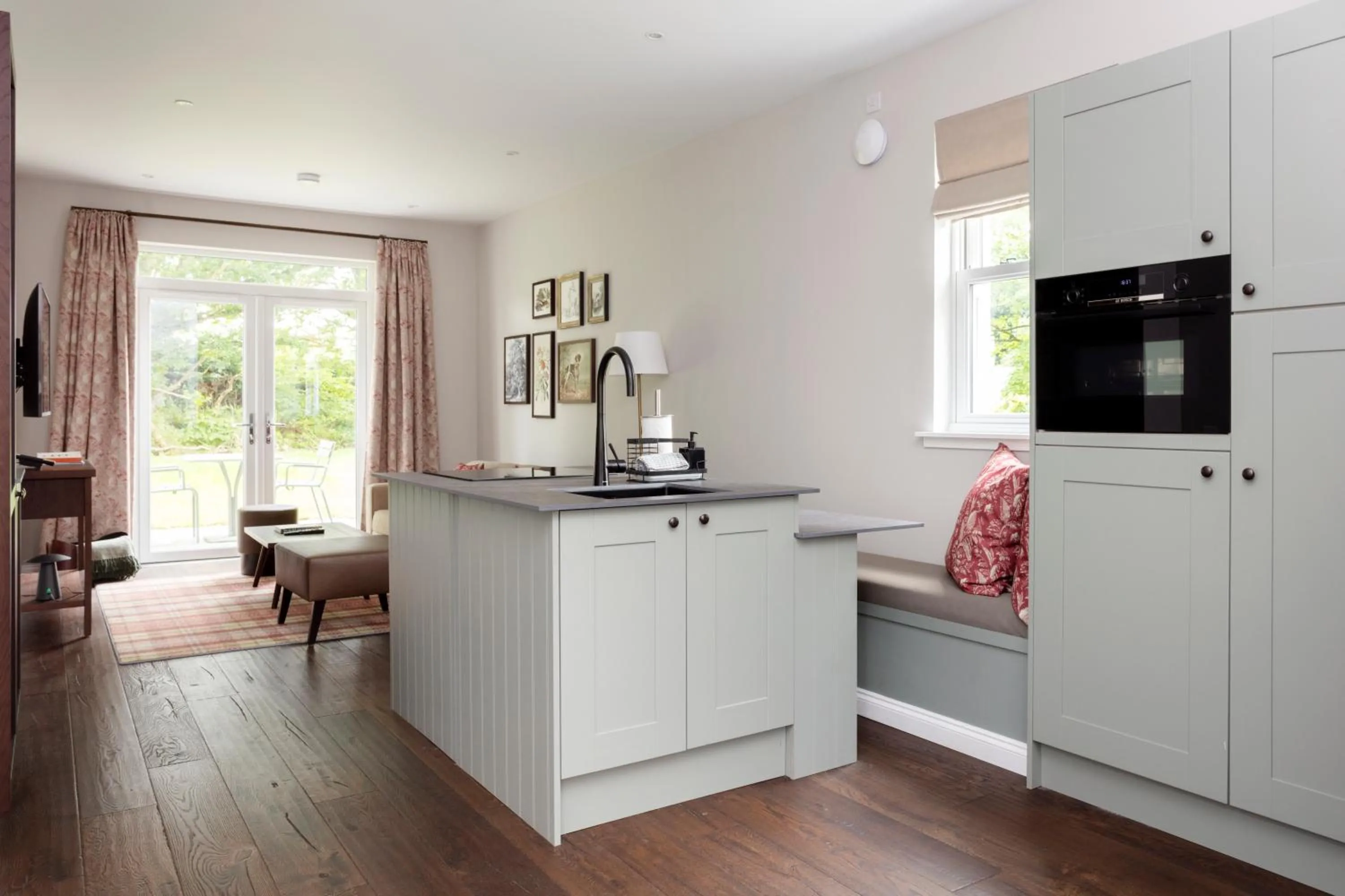 Kitchen or kitchenette in SCHLOSS Roxburghe, part of Destination by Hyatt