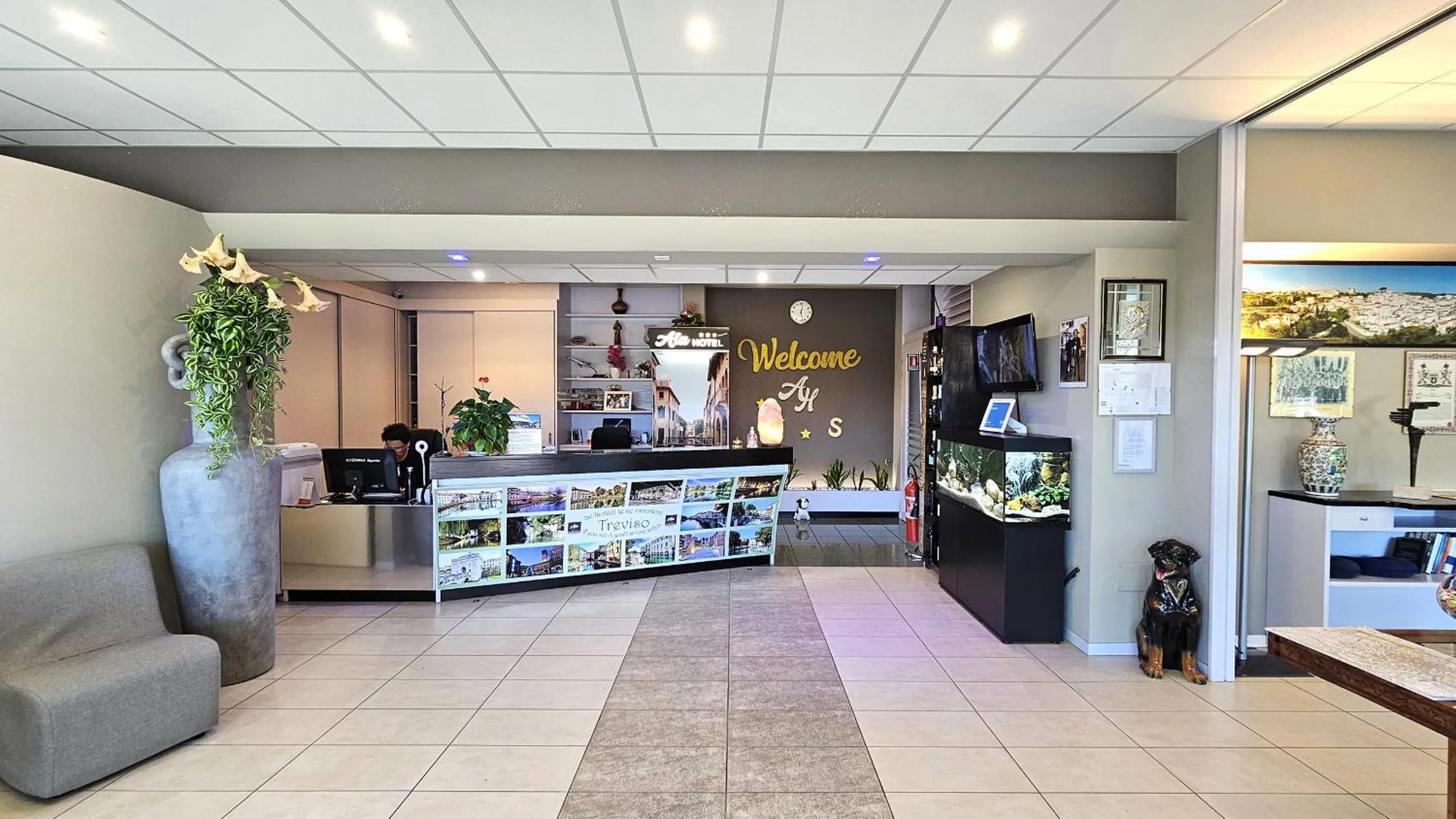 Lobby or reception in ALA Hotel