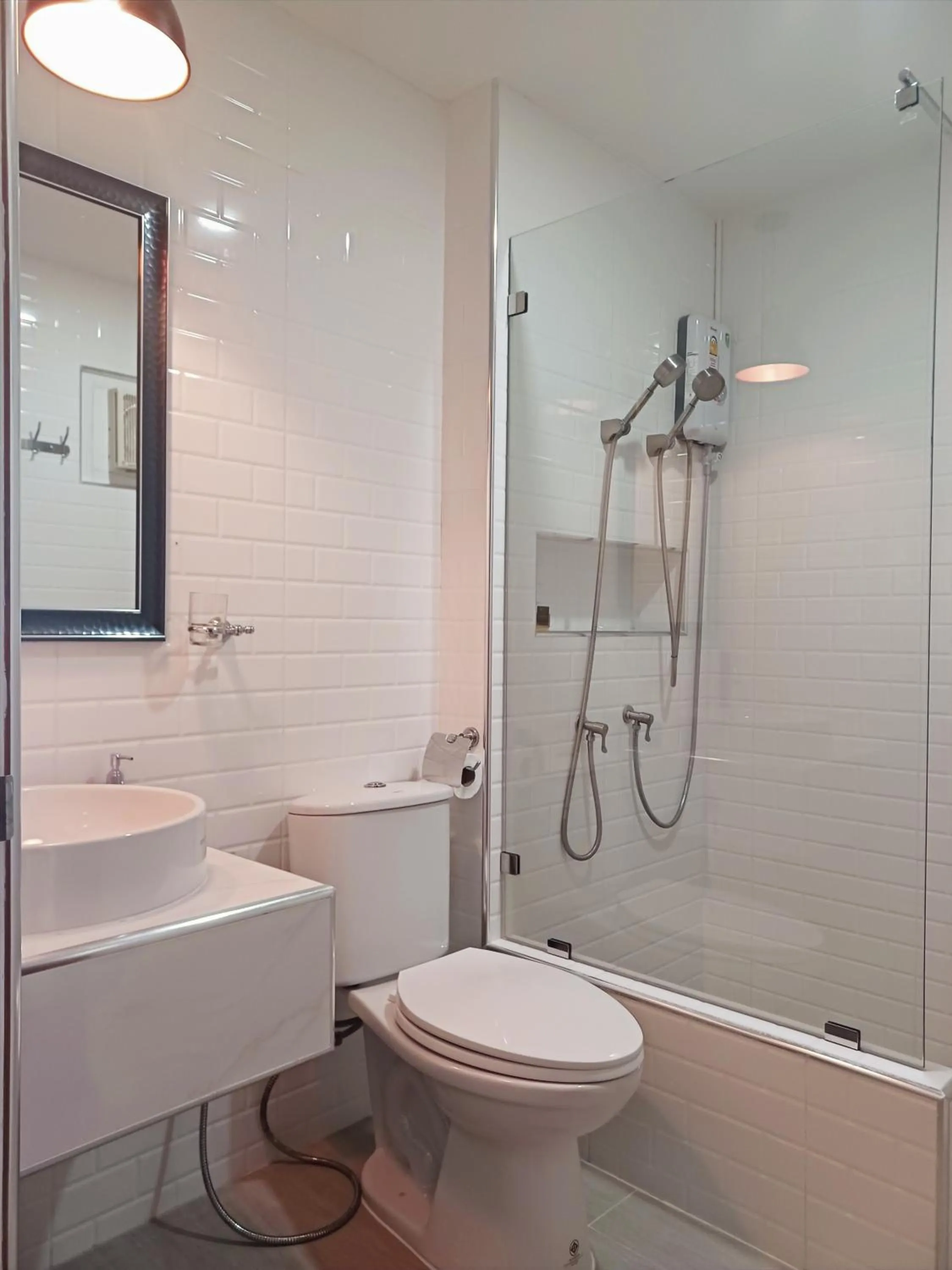 Bathroom in Koh Larn Riviera