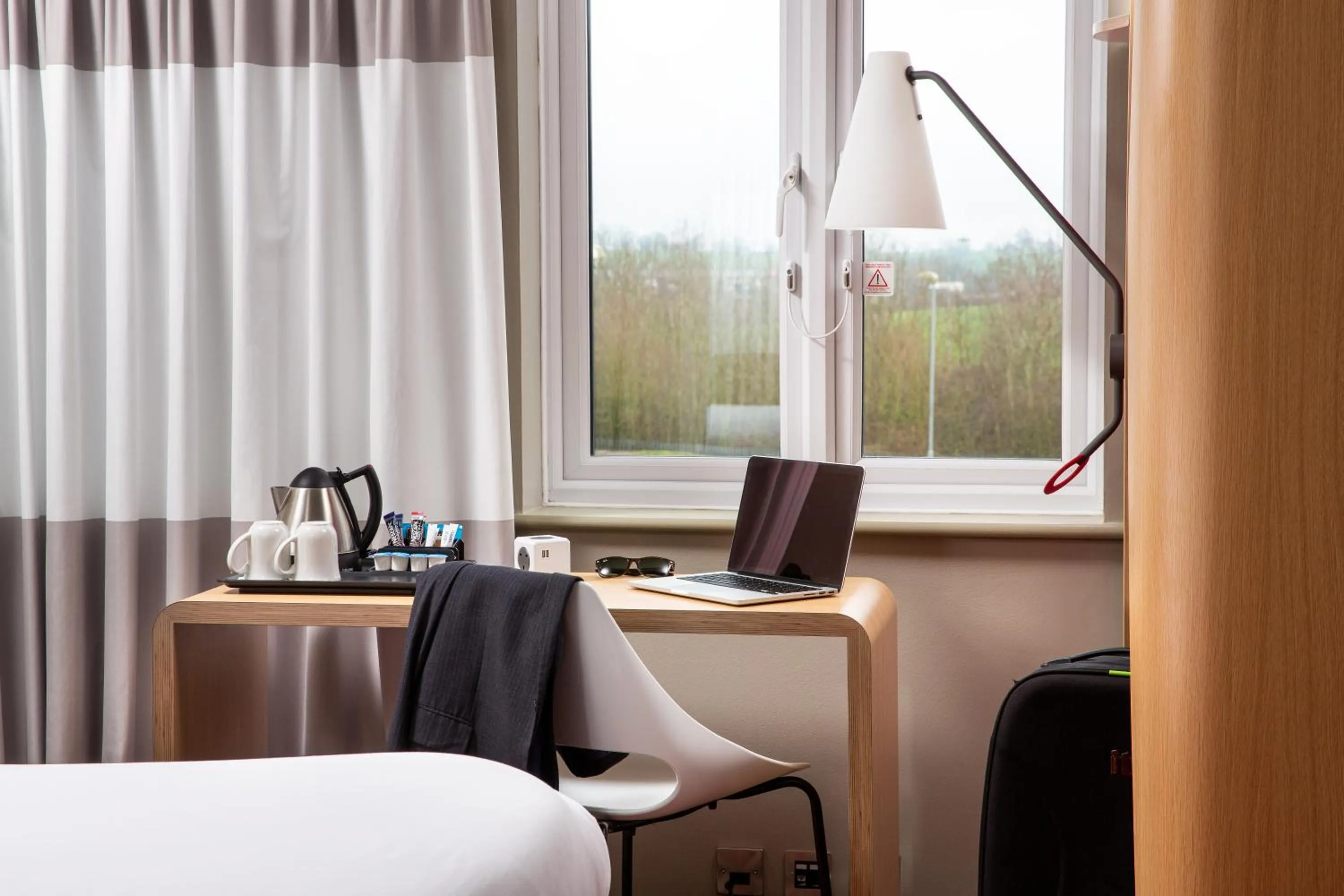 Coffee/tea facilities in ibis Rugby East