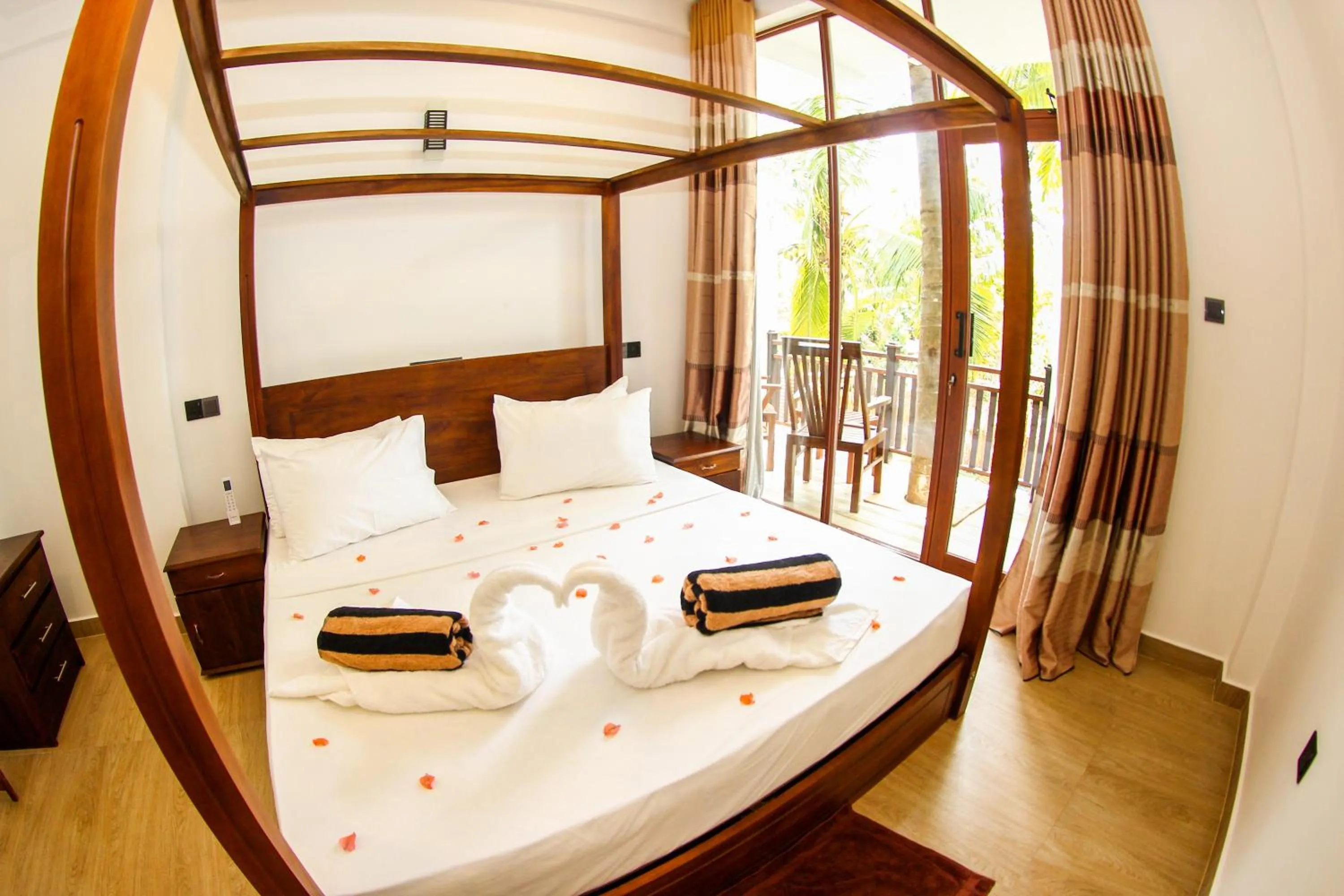 Bed in Bay Hiriketiya