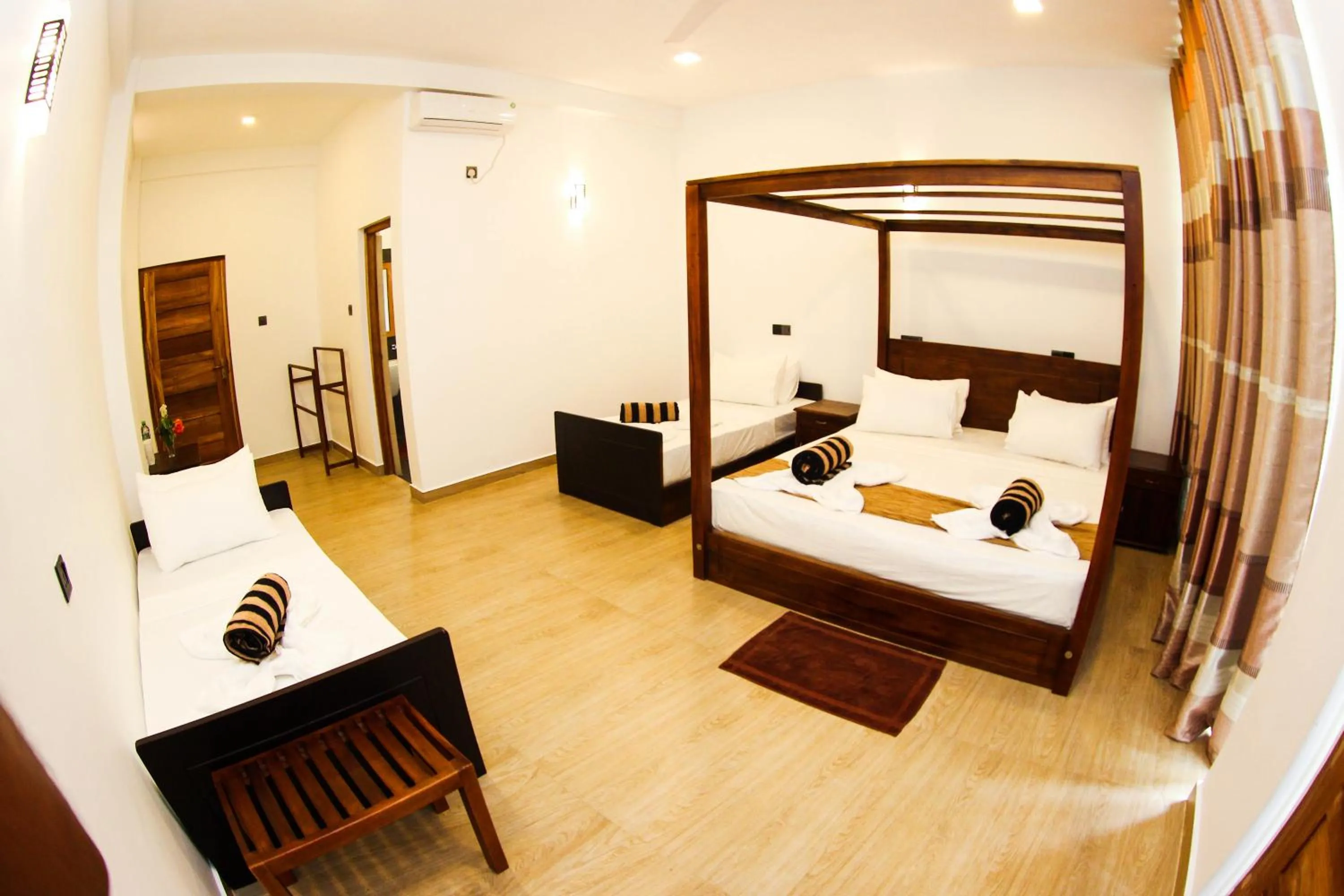 Bed in Bay Hiriketiya