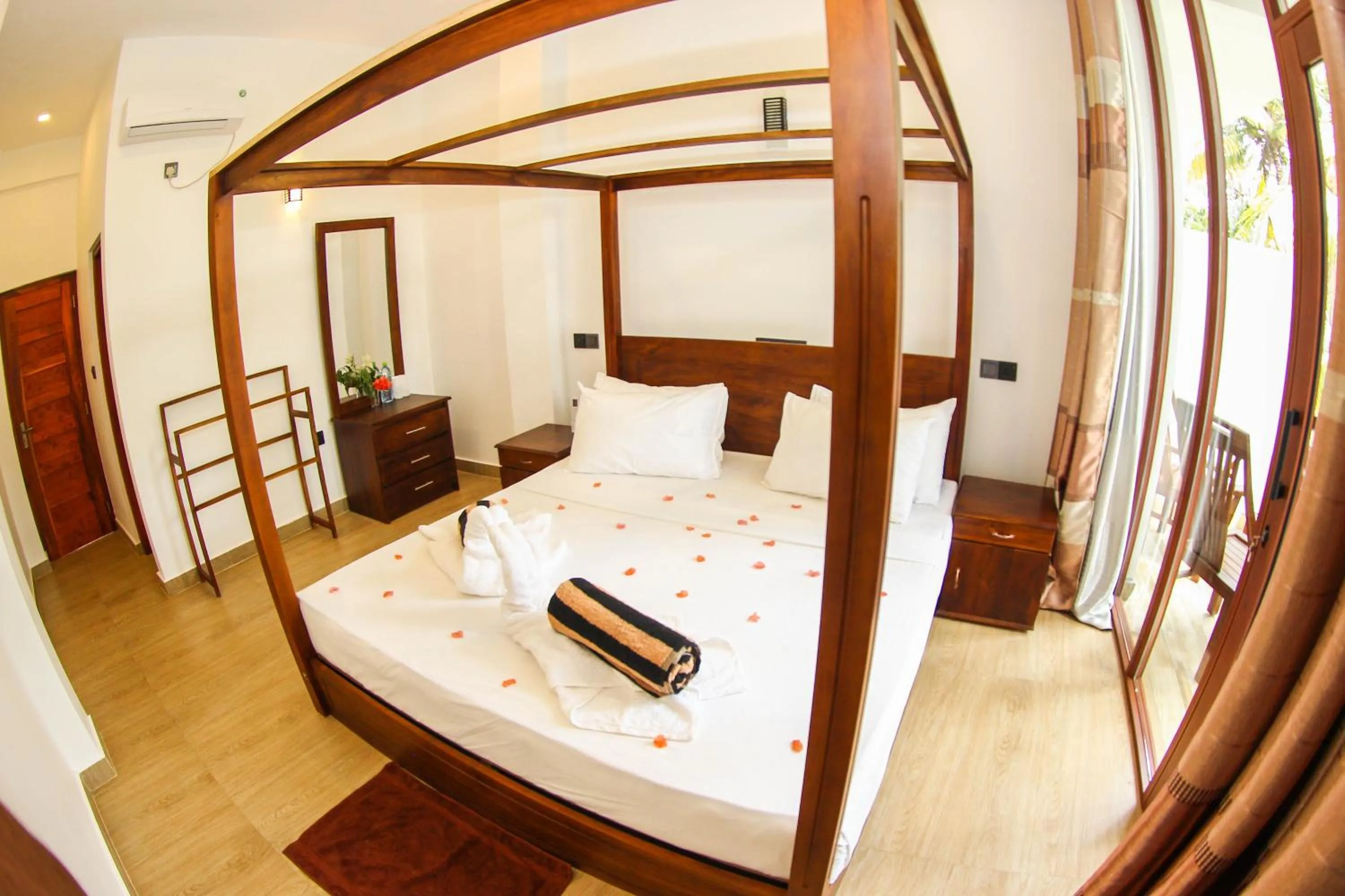 Bed in Bay Hiriketiya