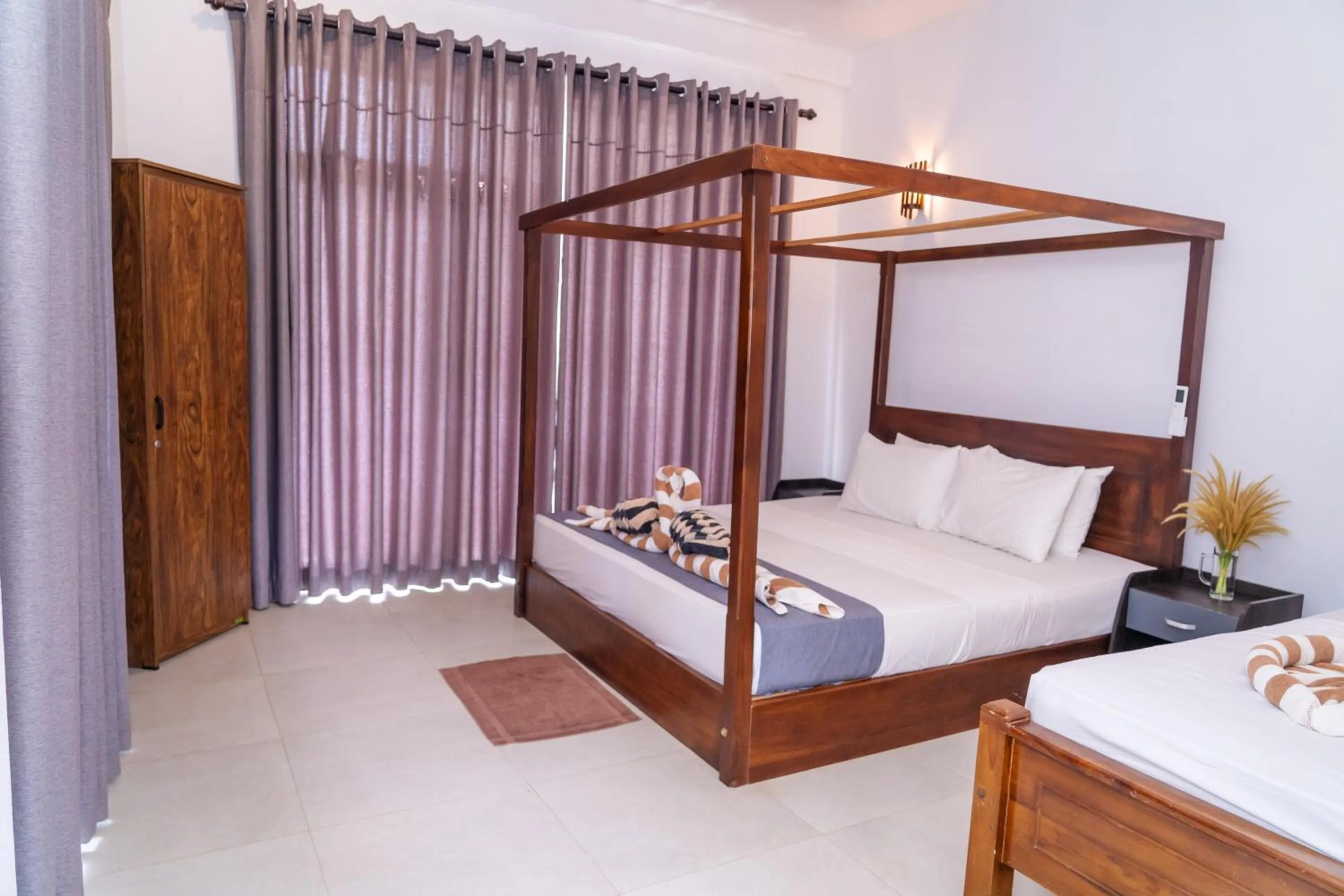 Bed in Bay Hiriketiya