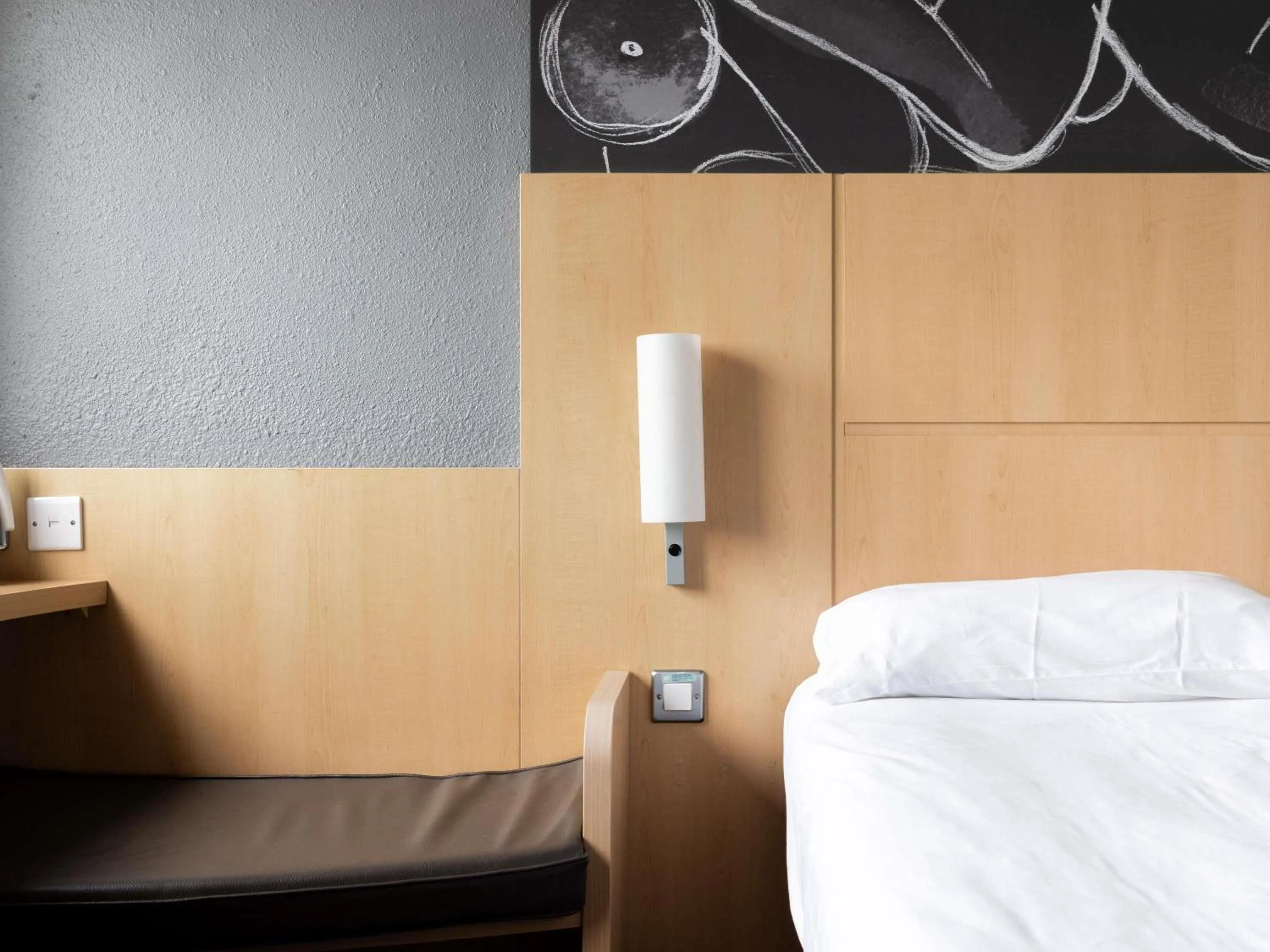 Bedroom, Bed in ibis Southampton