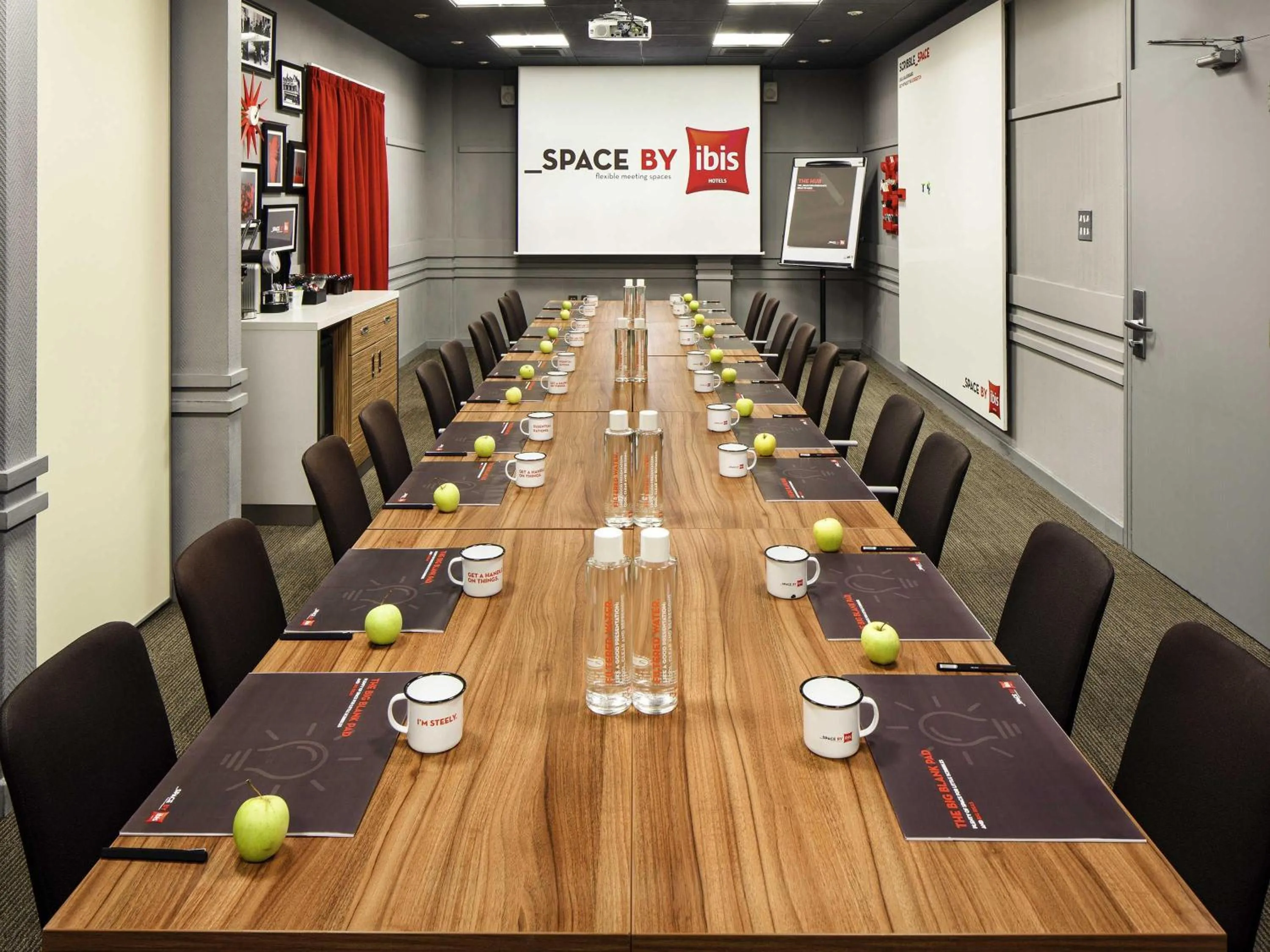 Meeting/conference room in ibis Southampton