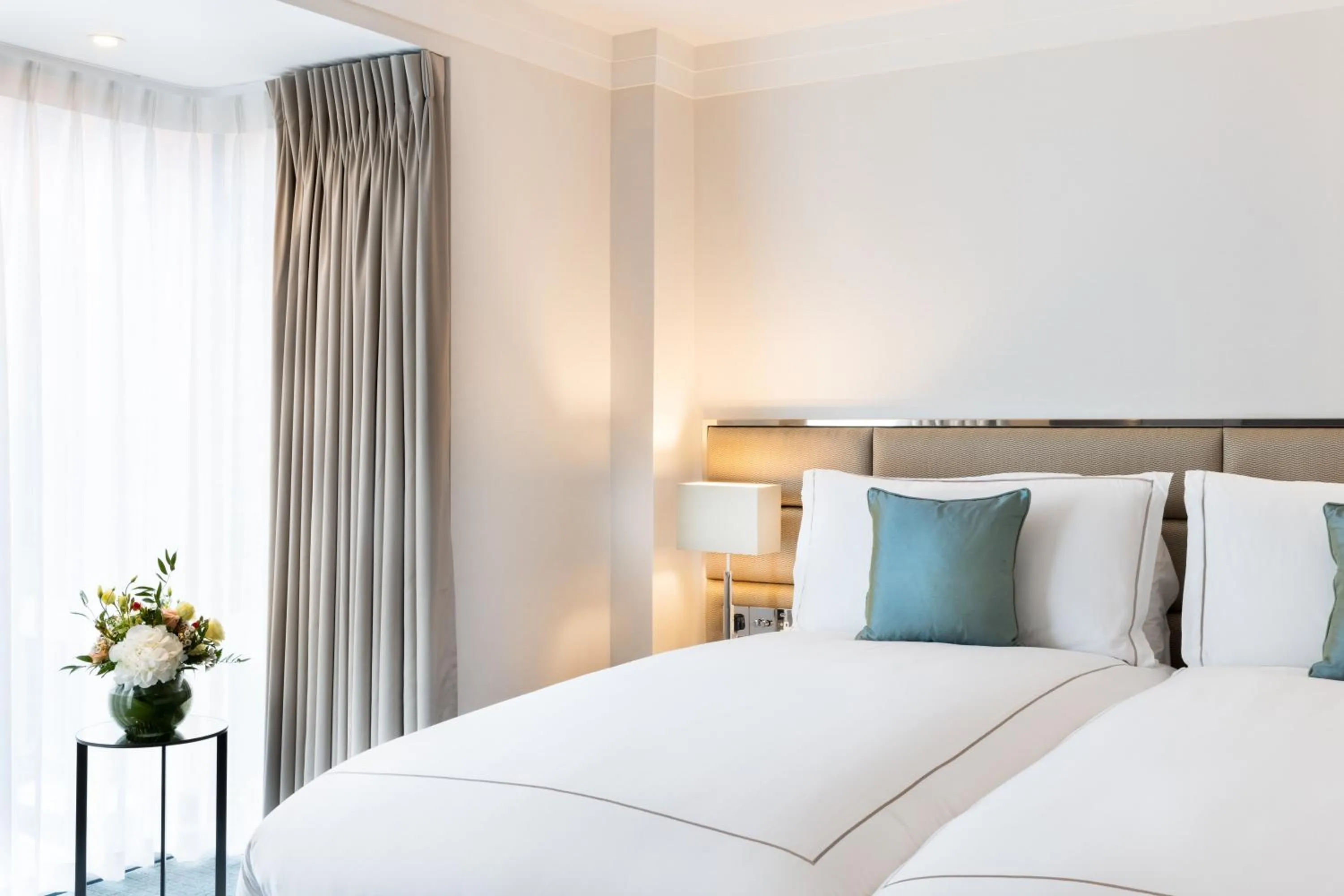 Bed in 15 Basil Street Knightsbridge, Luxury Serviced Apartments