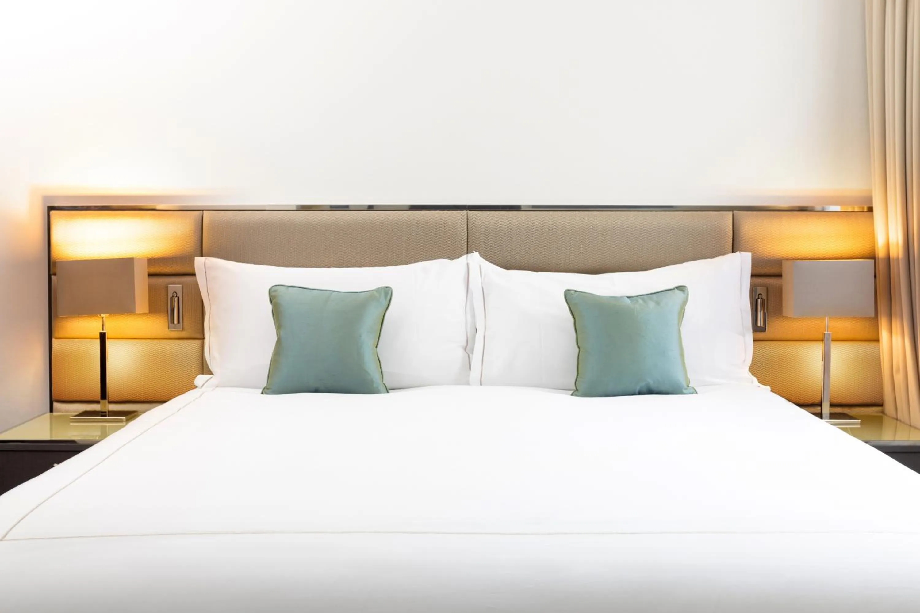 Bedroom, Bed in 15 Basil Street Knightsbridge, Luxury Serviced Apartments