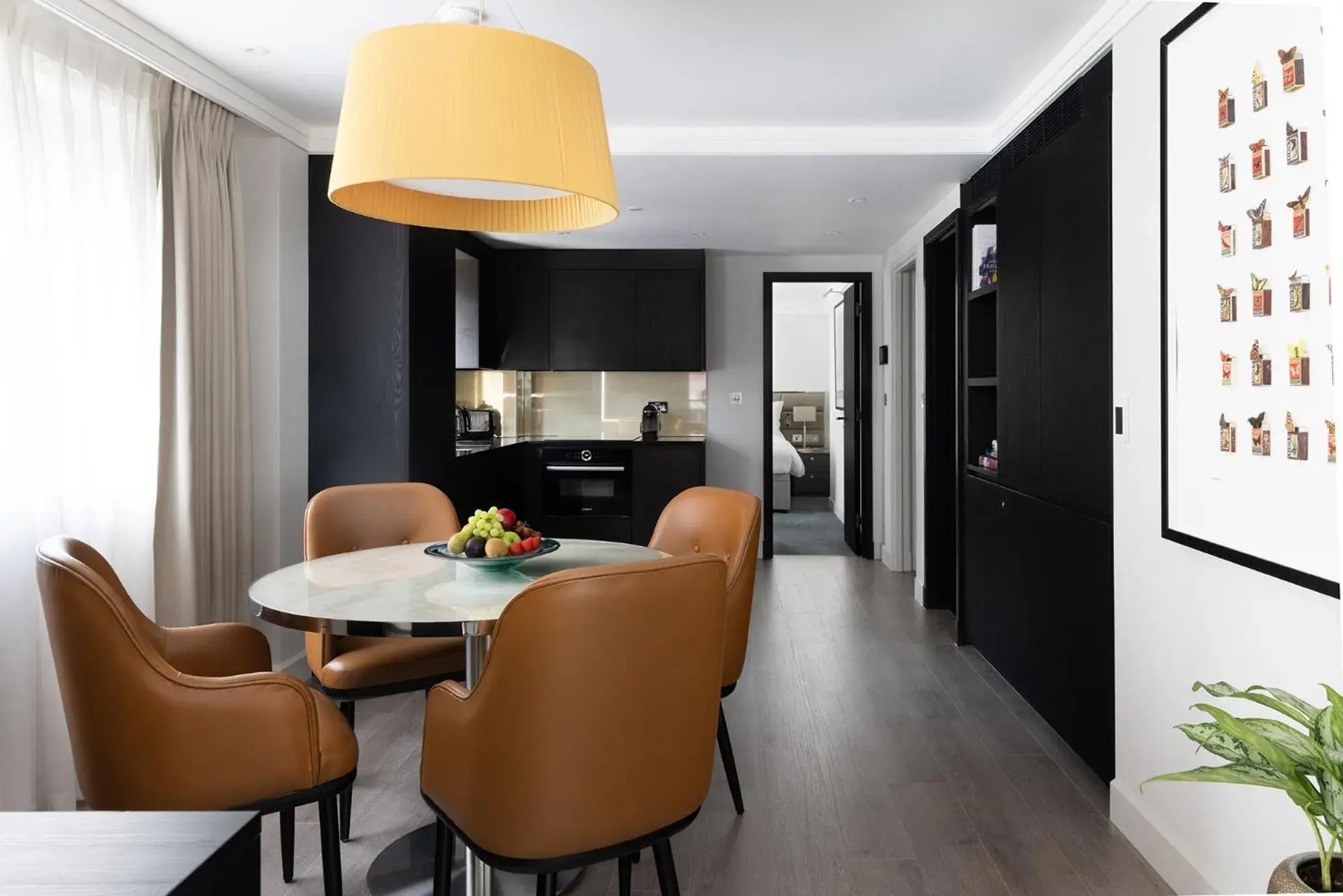 Two-Bedroom Apartment in 15 Basil Street Knightsbridge, Luxury Serviced Apartments Two-Bedroom Apartment in 15 Basil Street Knightsbridge, Luxury Serviced Apartments
