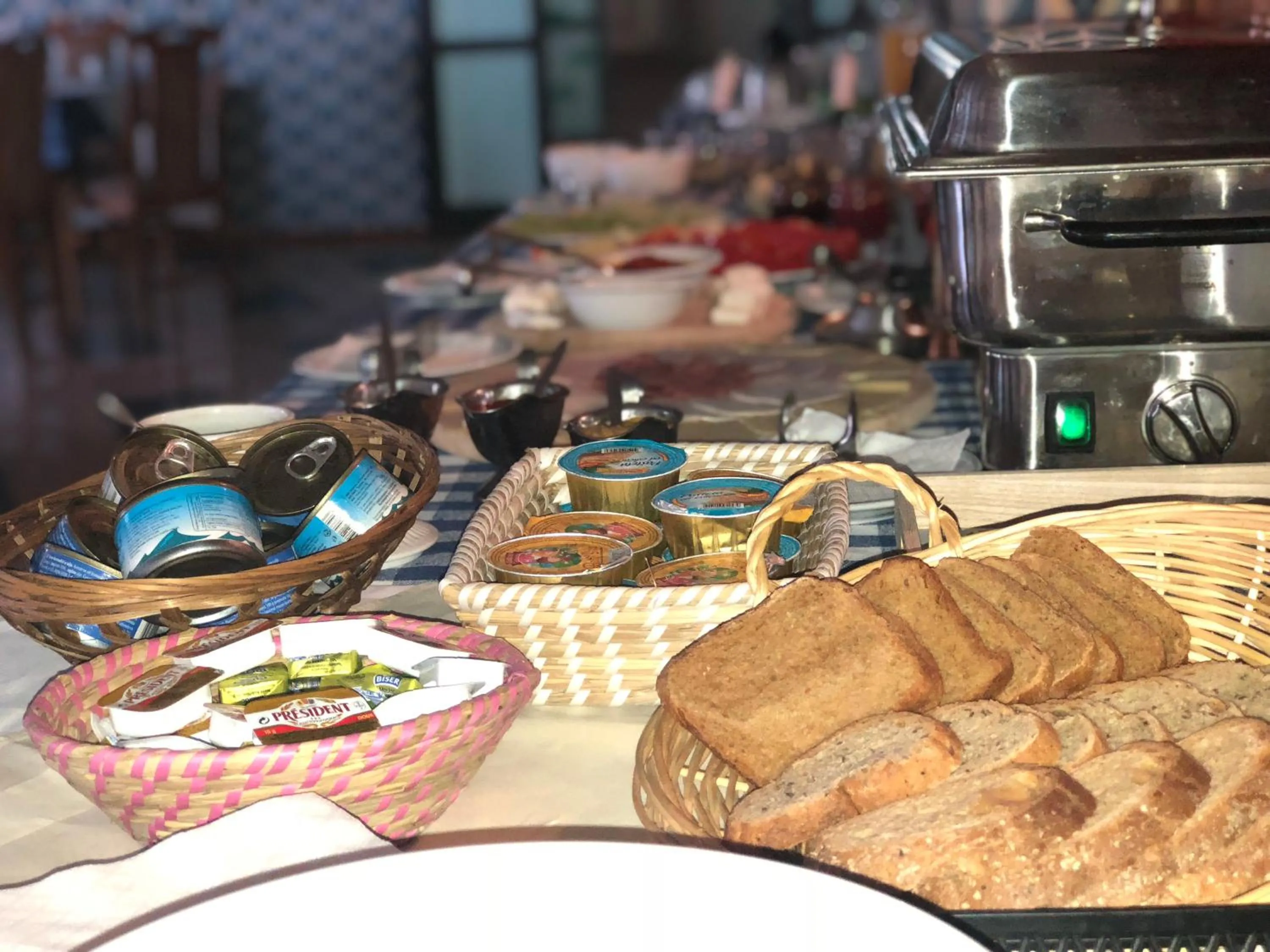 Buffet breakfast in Garni Hotel Lake