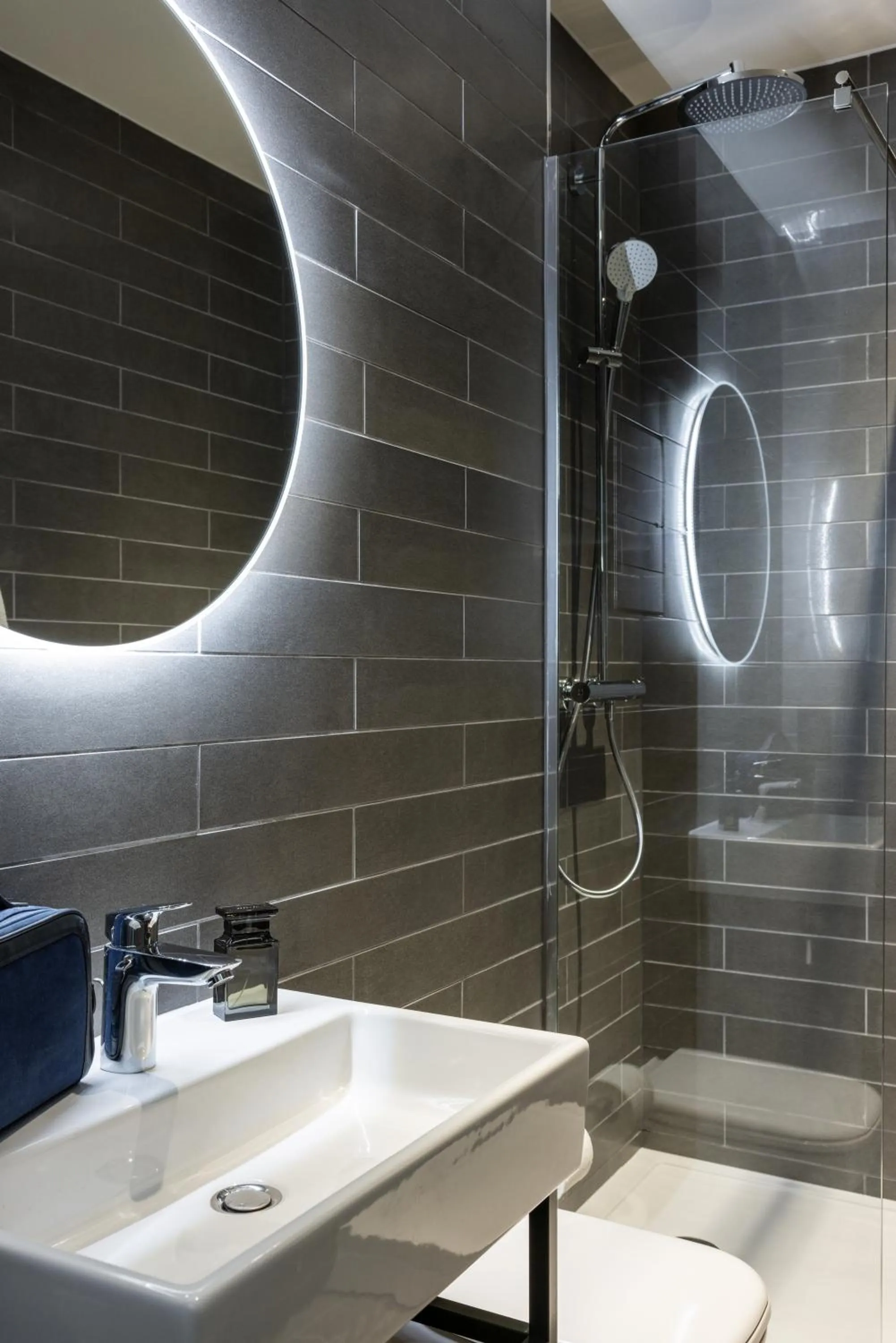 Bathroom in ibis Manchester Centre Princess Street