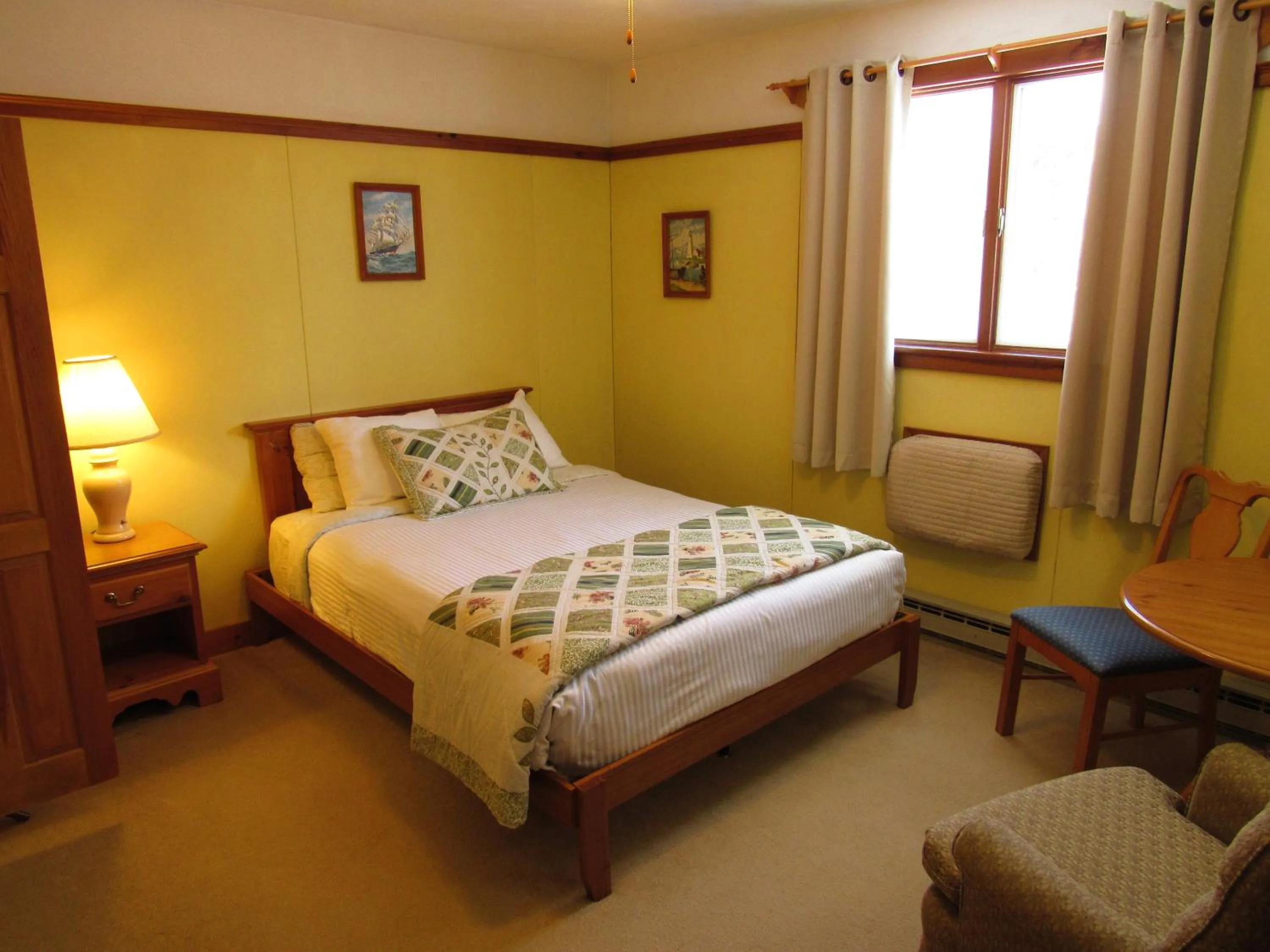 Bed in Carlson's Lodge