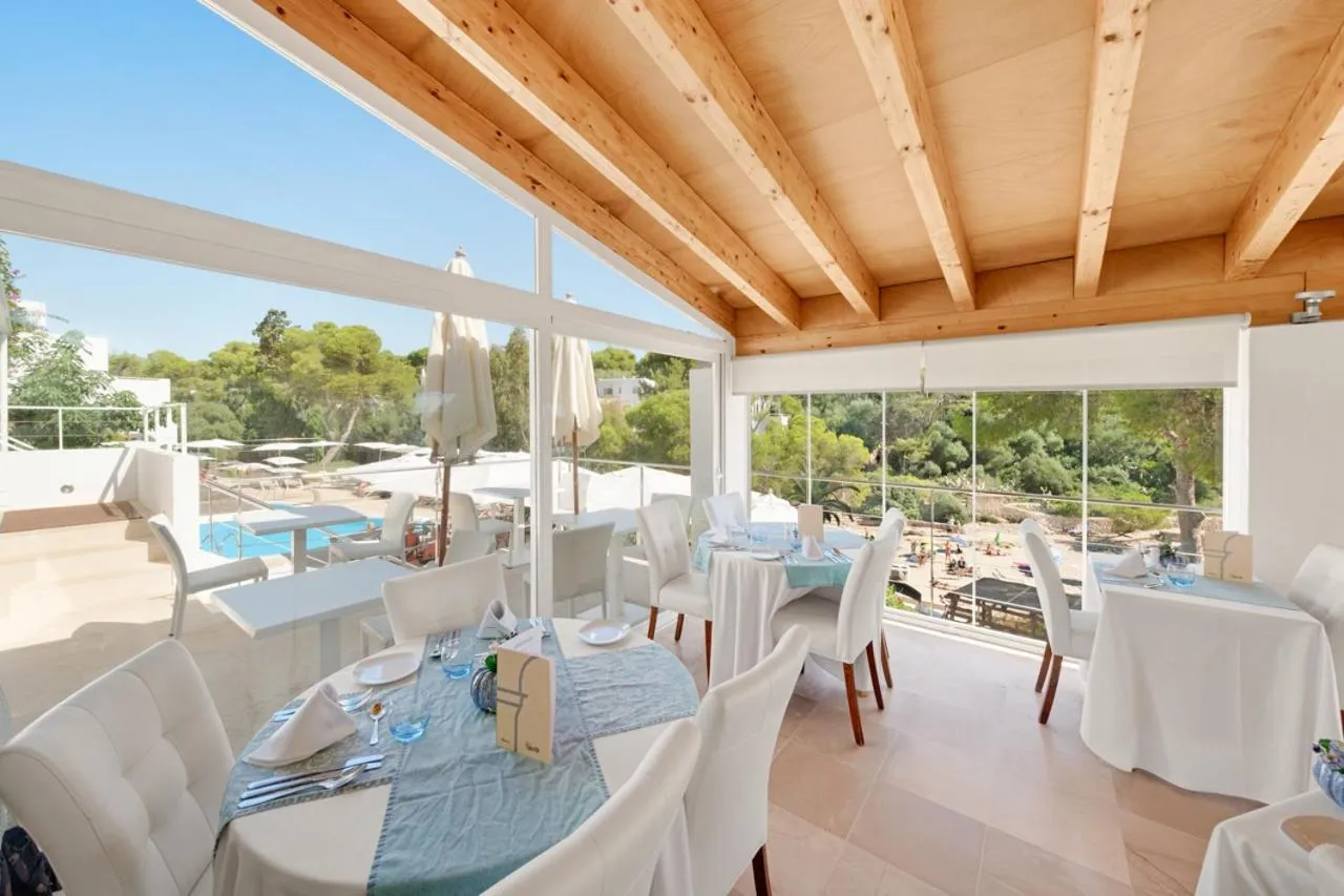 Restaurant/places to eat in Hotel Cala Dor - Adults Only